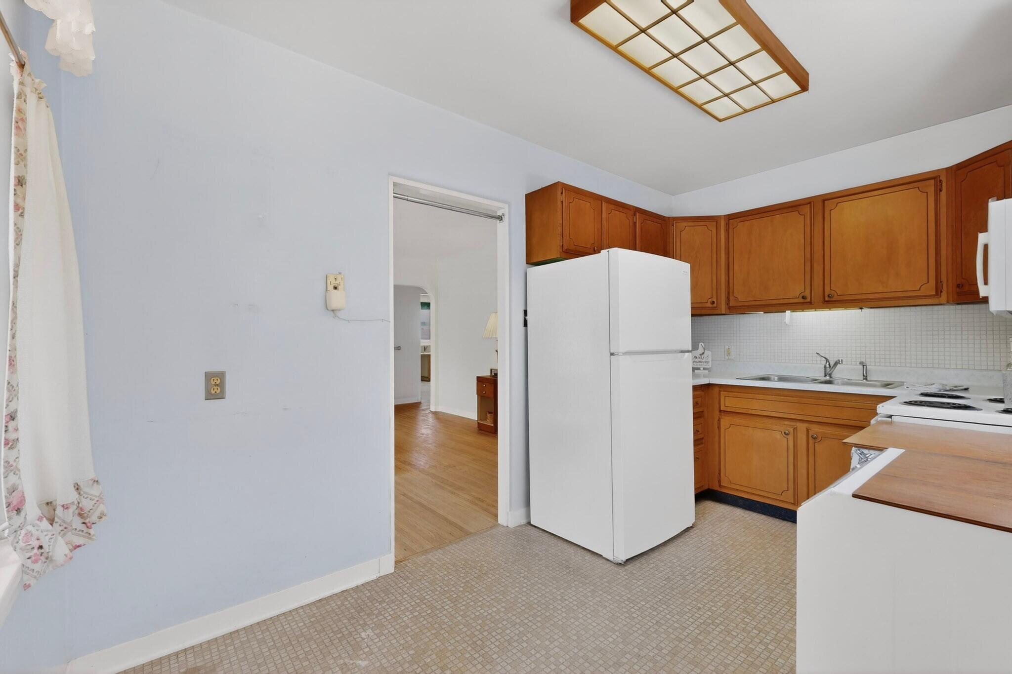316 General Bradley Street NE