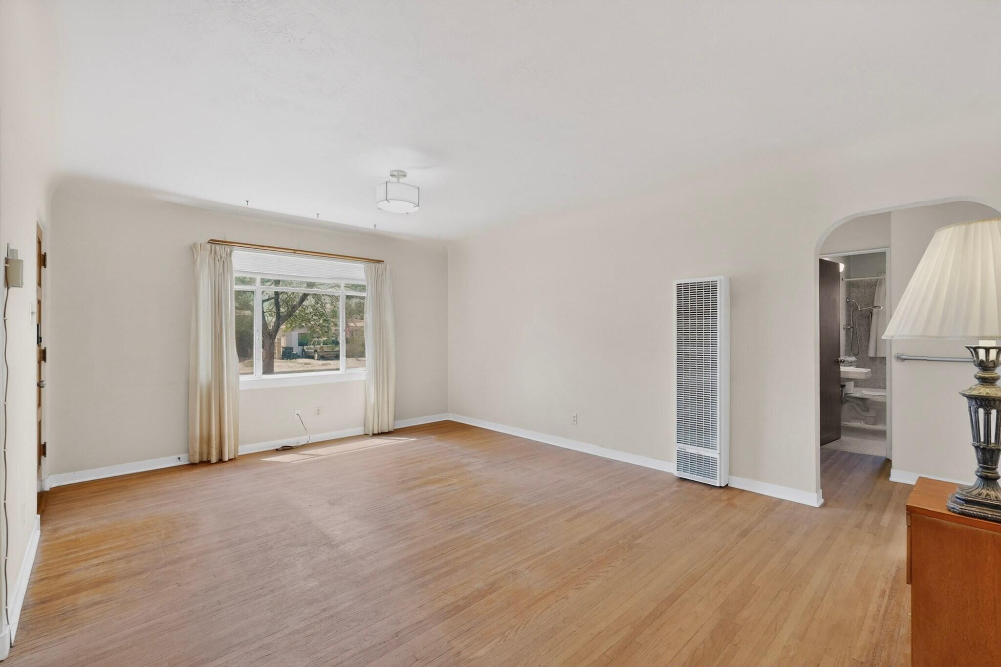 316 General Bradley Street NE