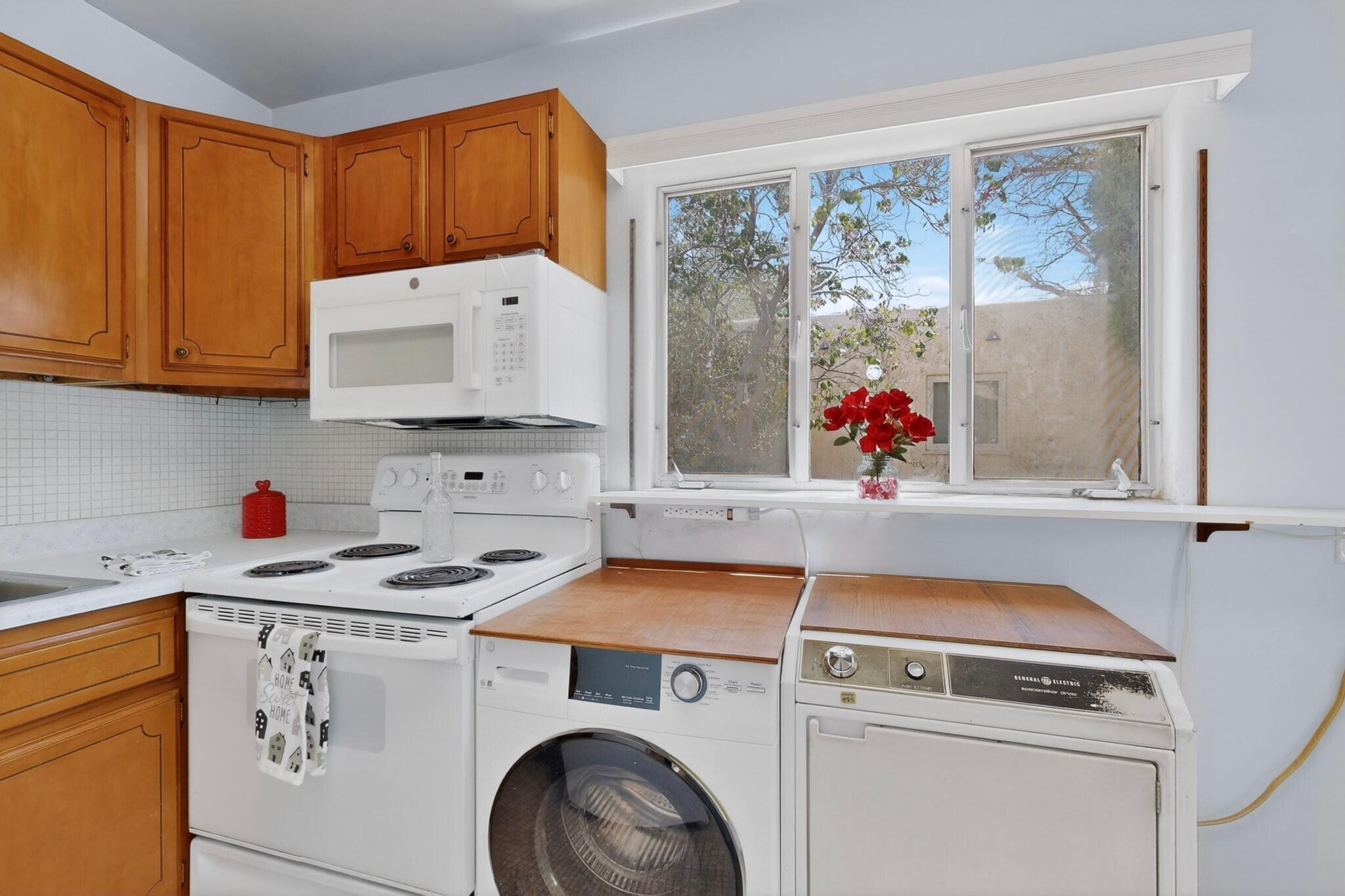 316 General Bradley Street NE
