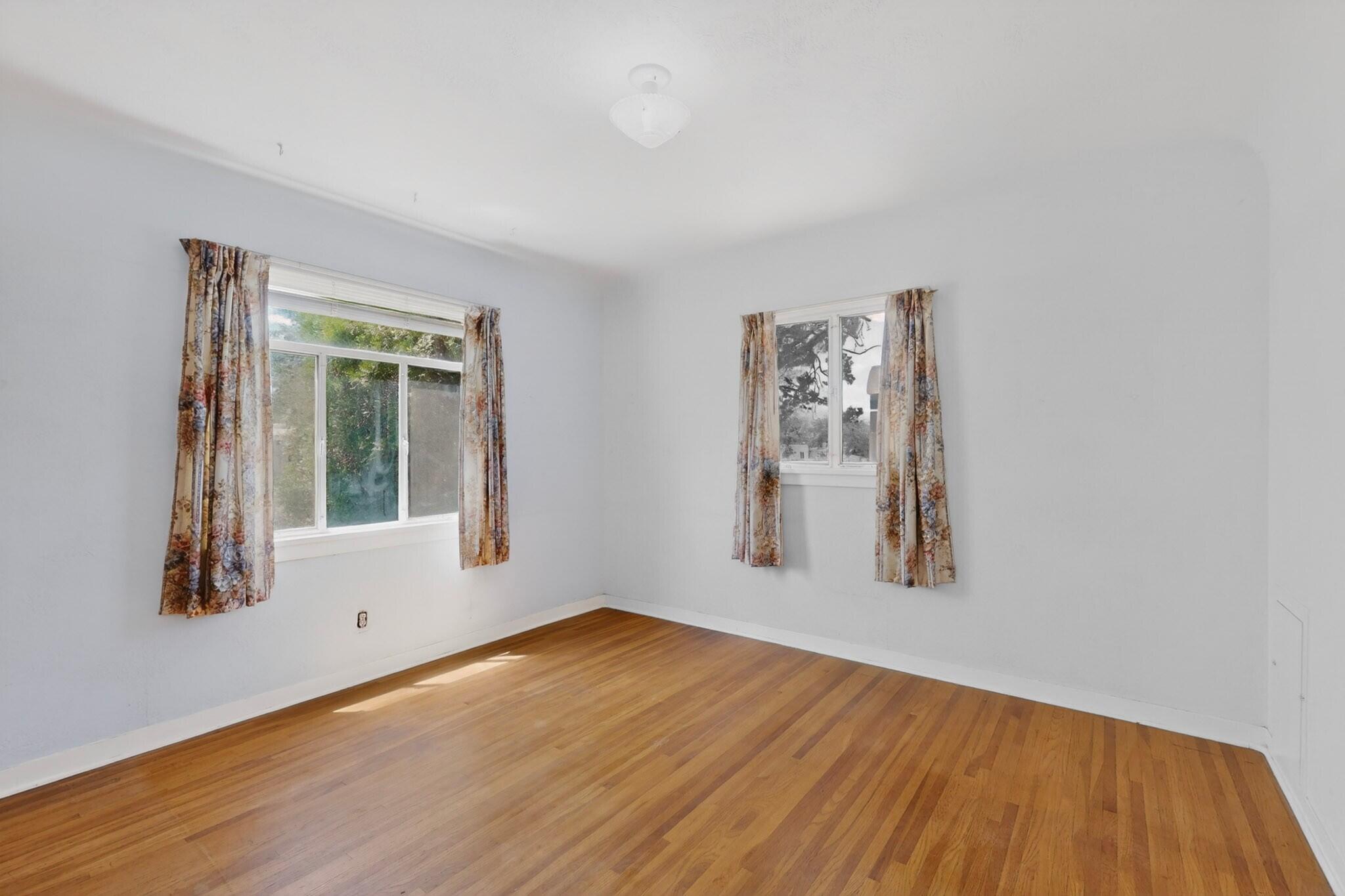 316 General Bradley Street NE