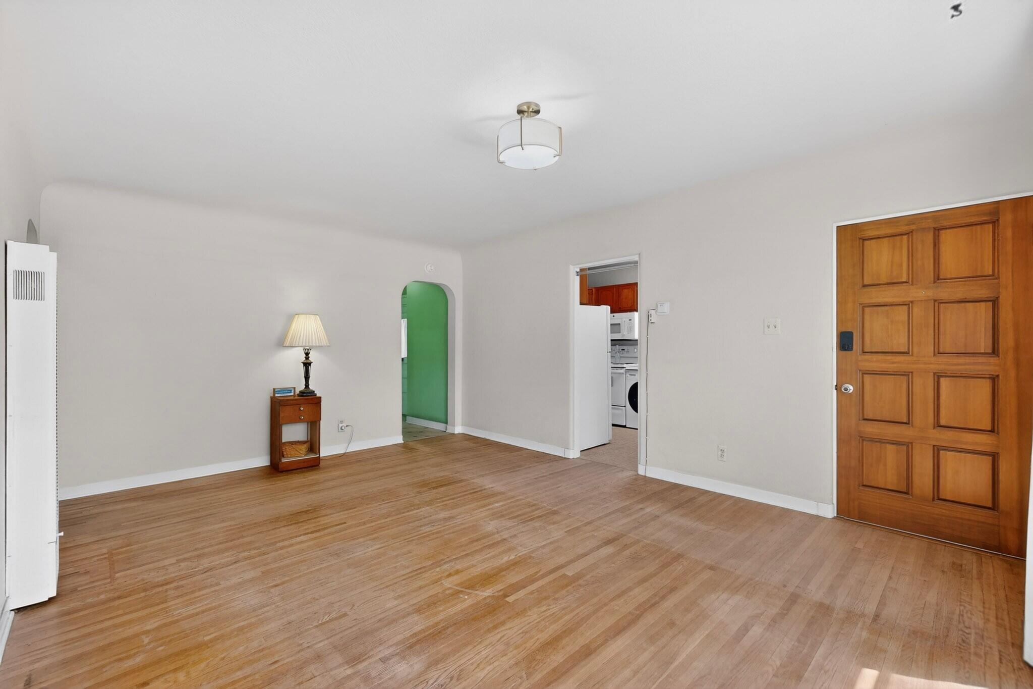 316 General Bradley Street NE