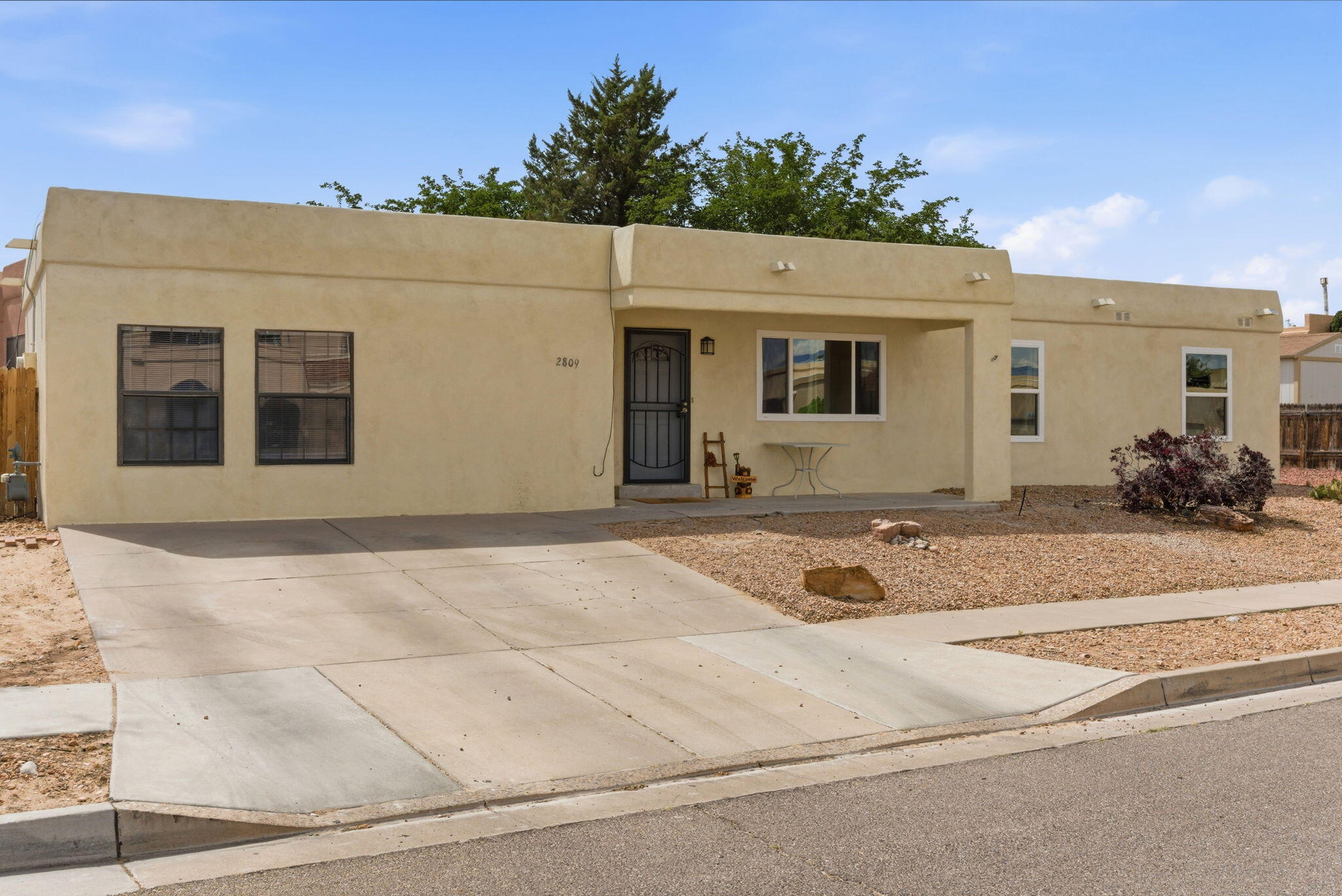 2809 El Tesoro Escondido NW