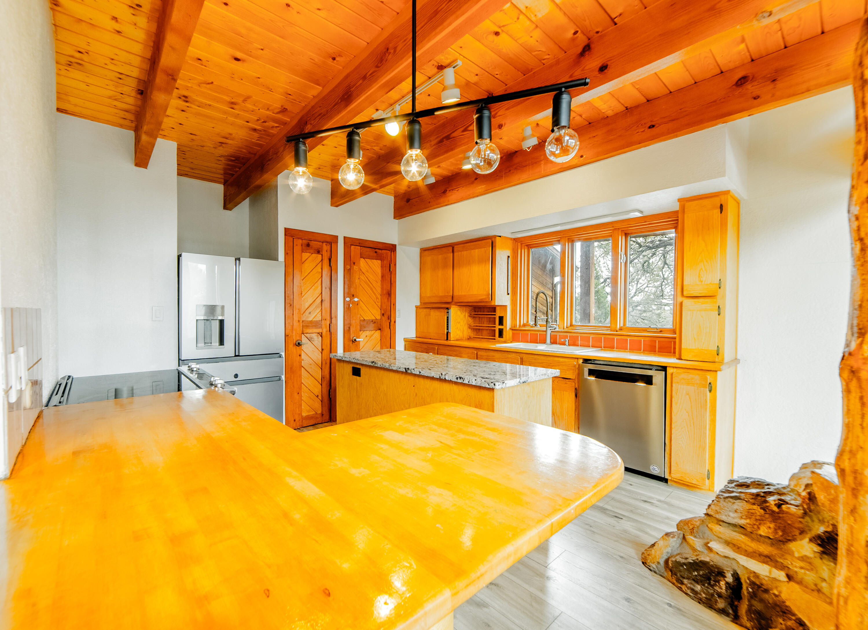 60 Sandia Haven Drive