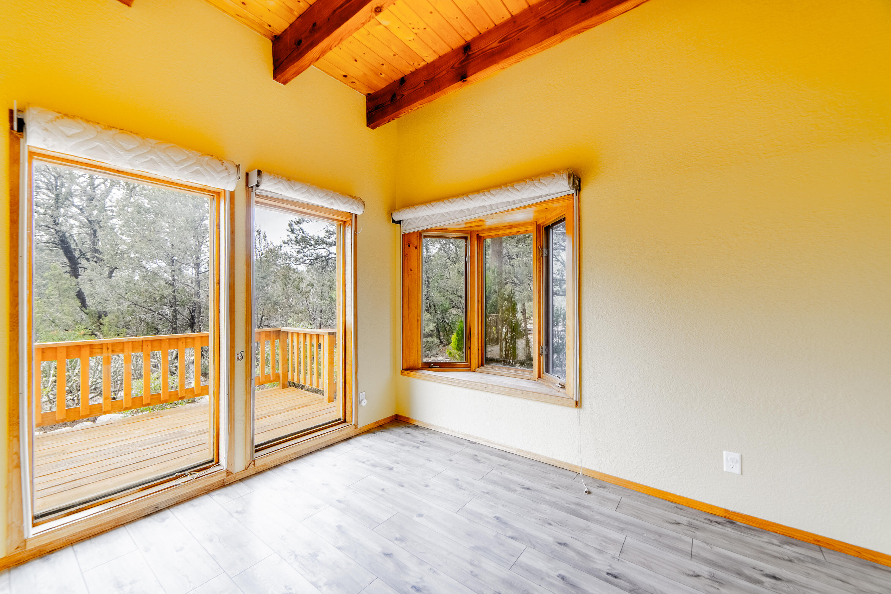 60 Sandia Haven Drive
