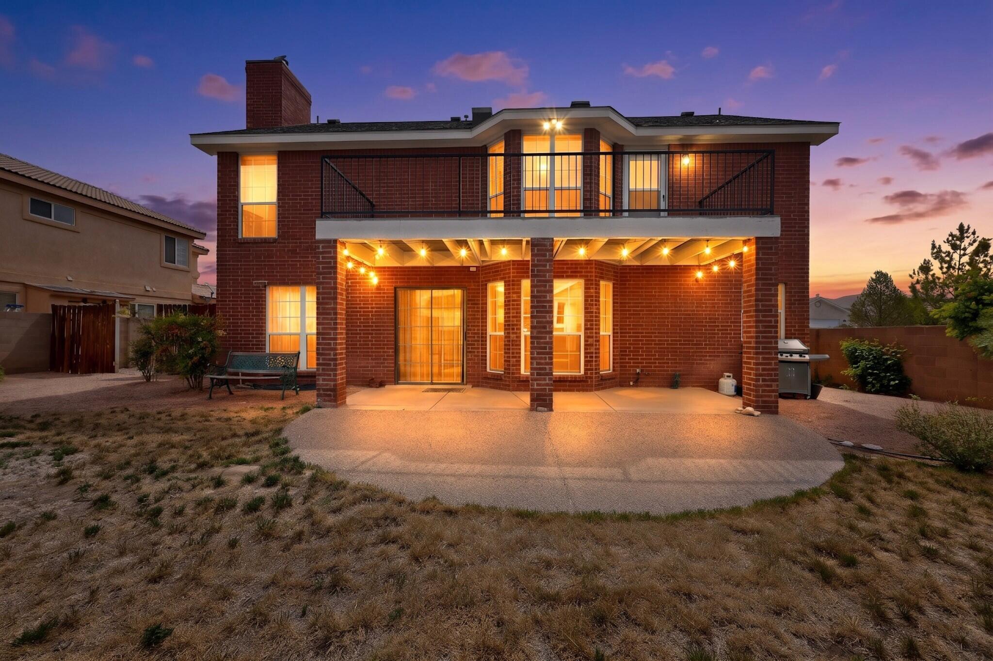 8401 Calle Adolanto NE