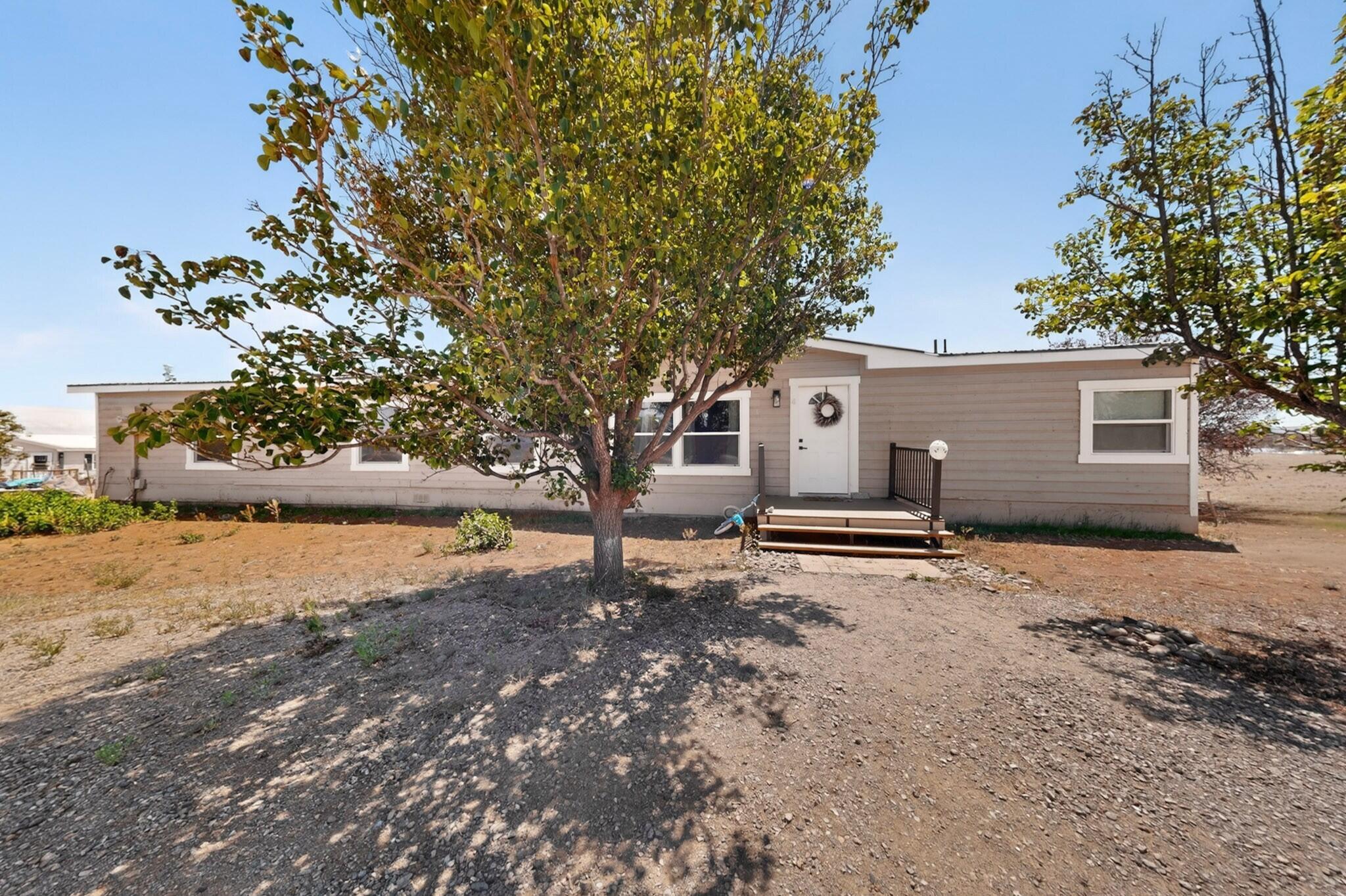 4 Forest Court