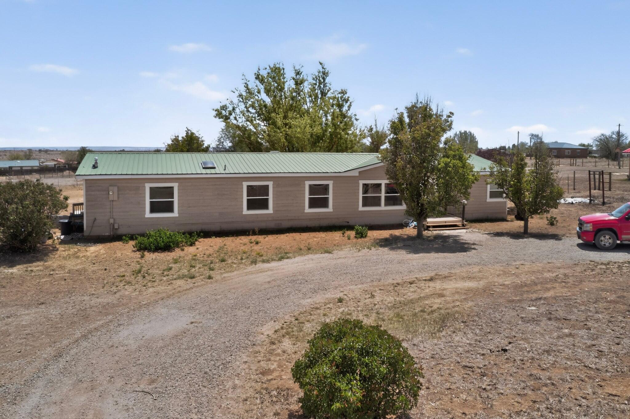 4 Forest Court