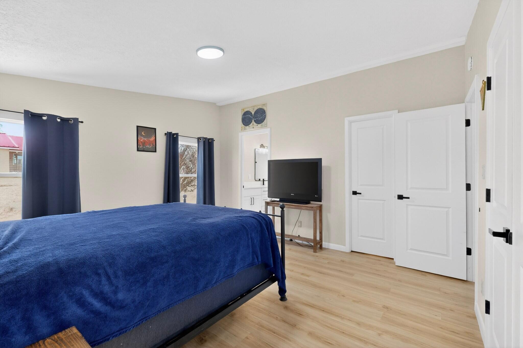 4 Forest Court