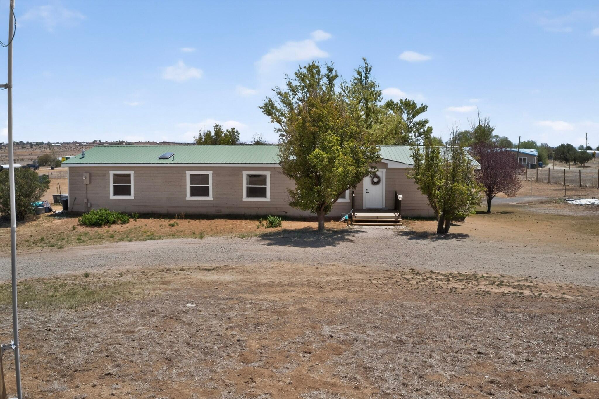 4 Forest Court