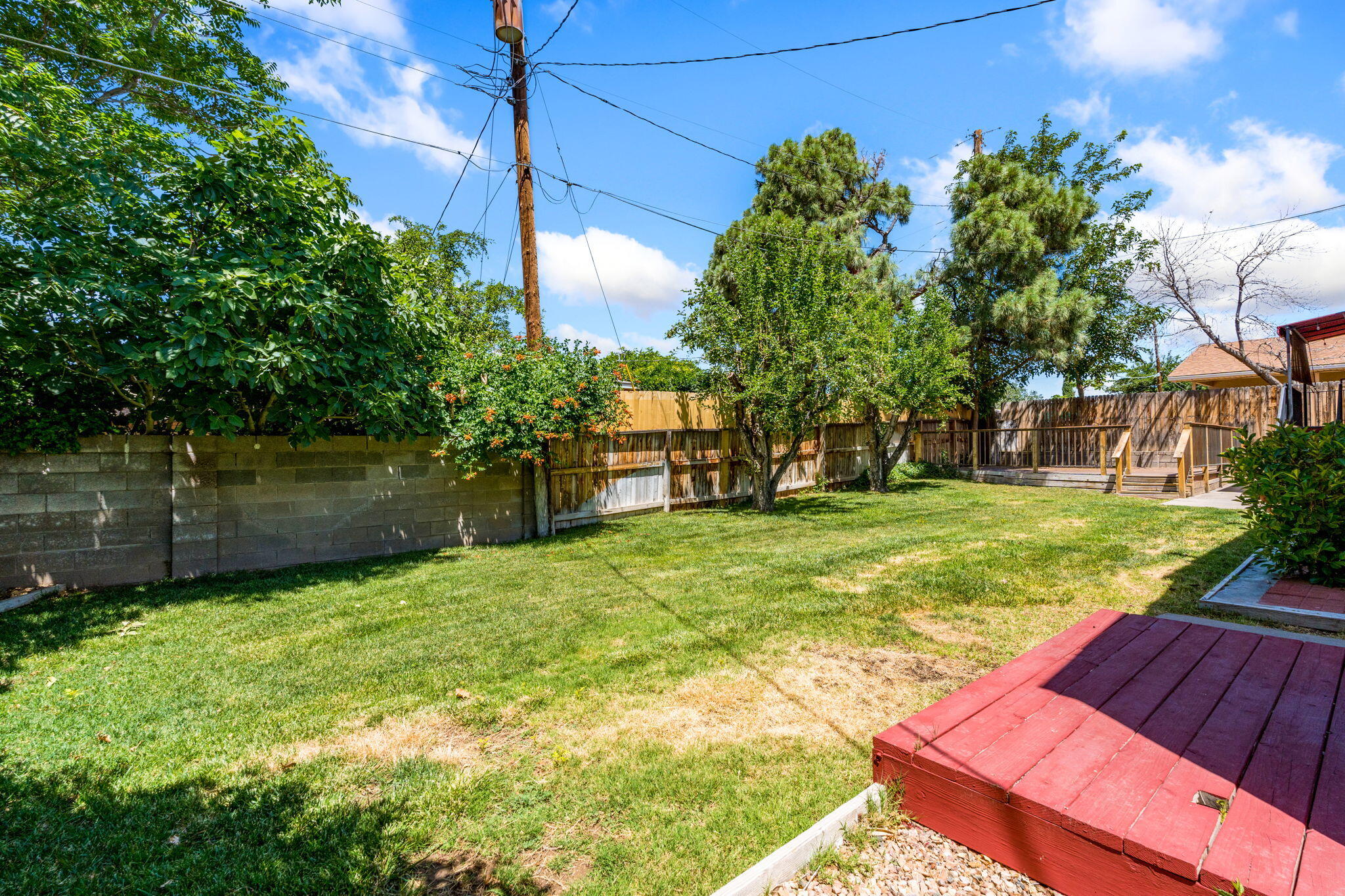 4017 Hilton Place NE