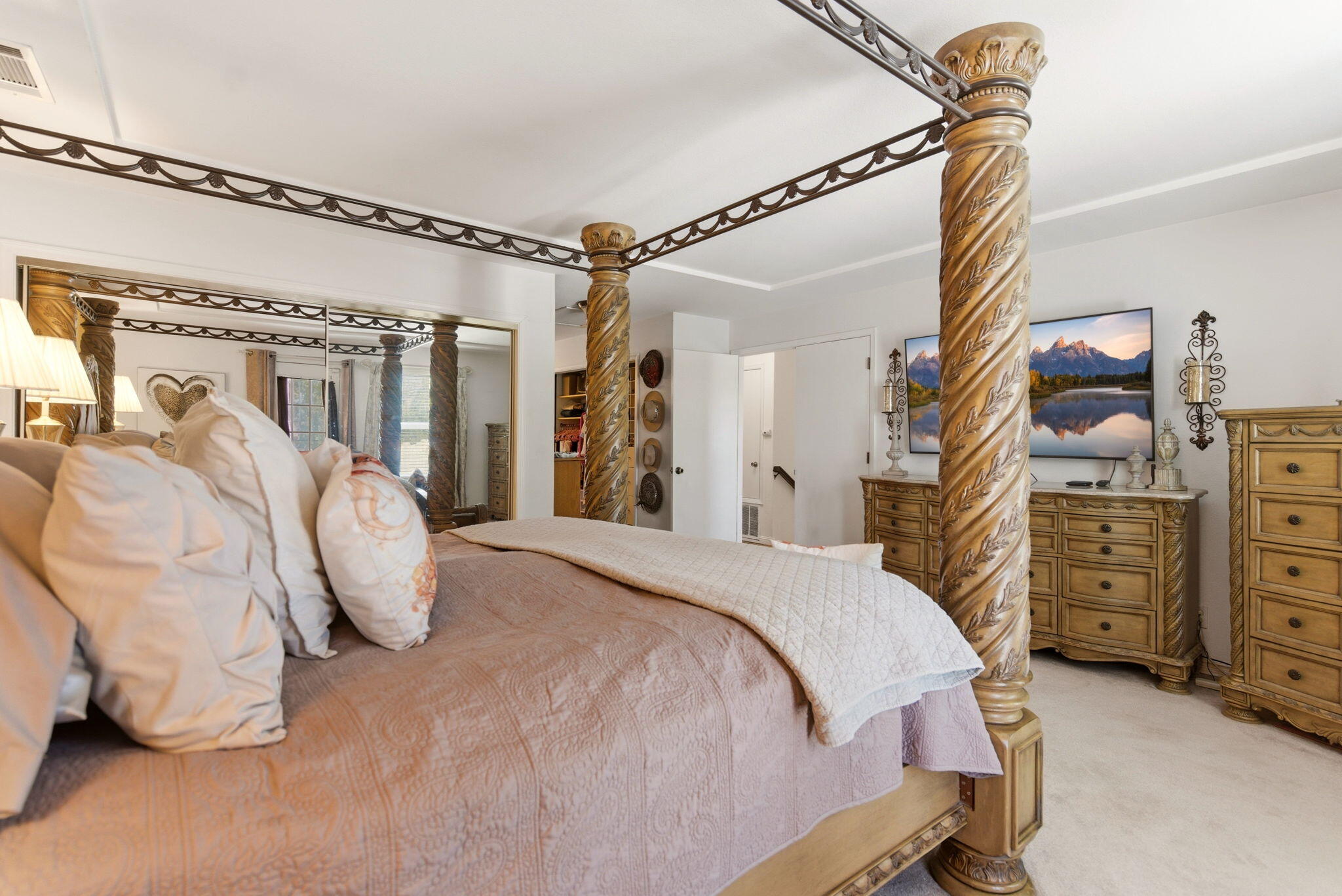 9601 Villa Del Rey NE