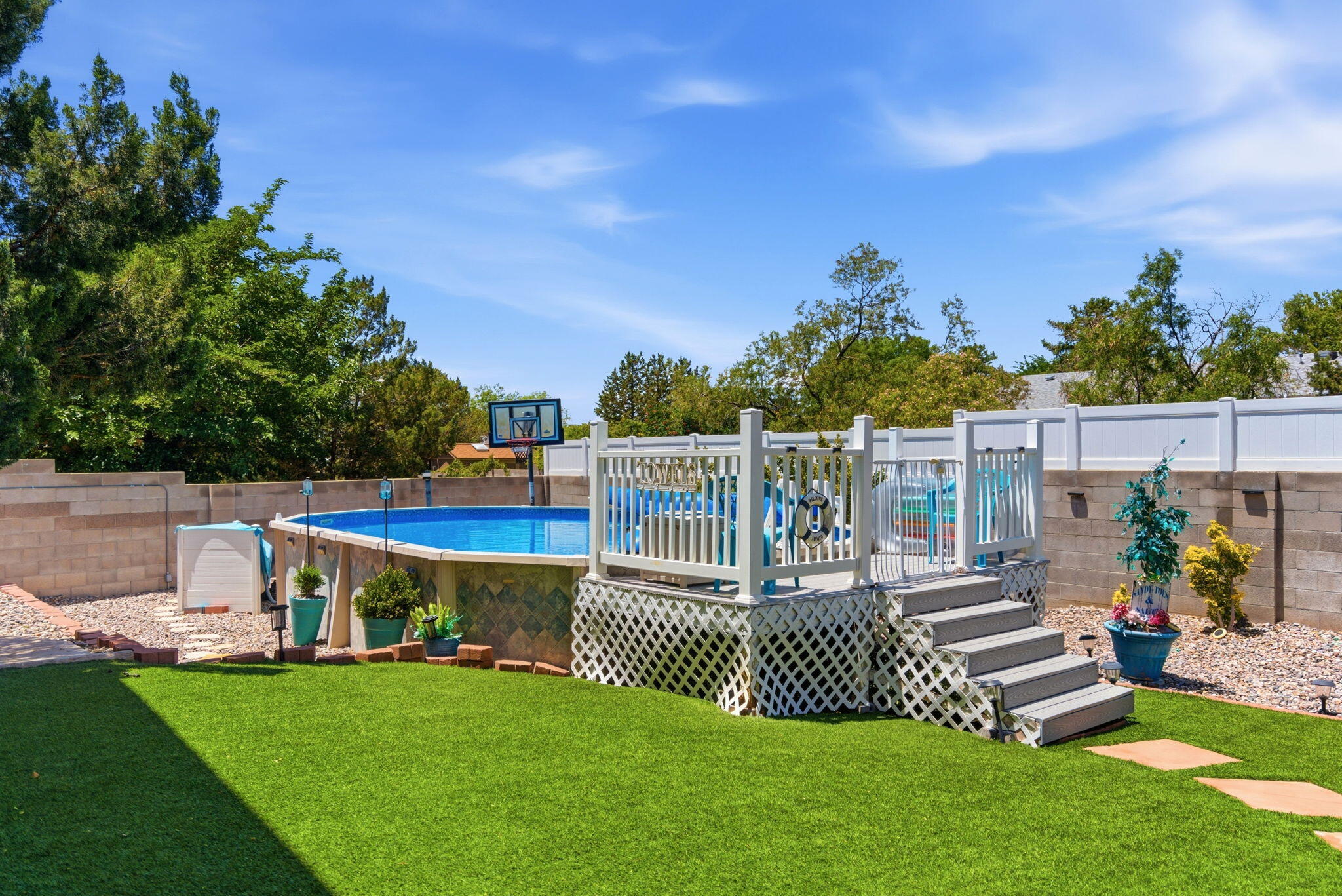 9601 Villa Del Rey NE