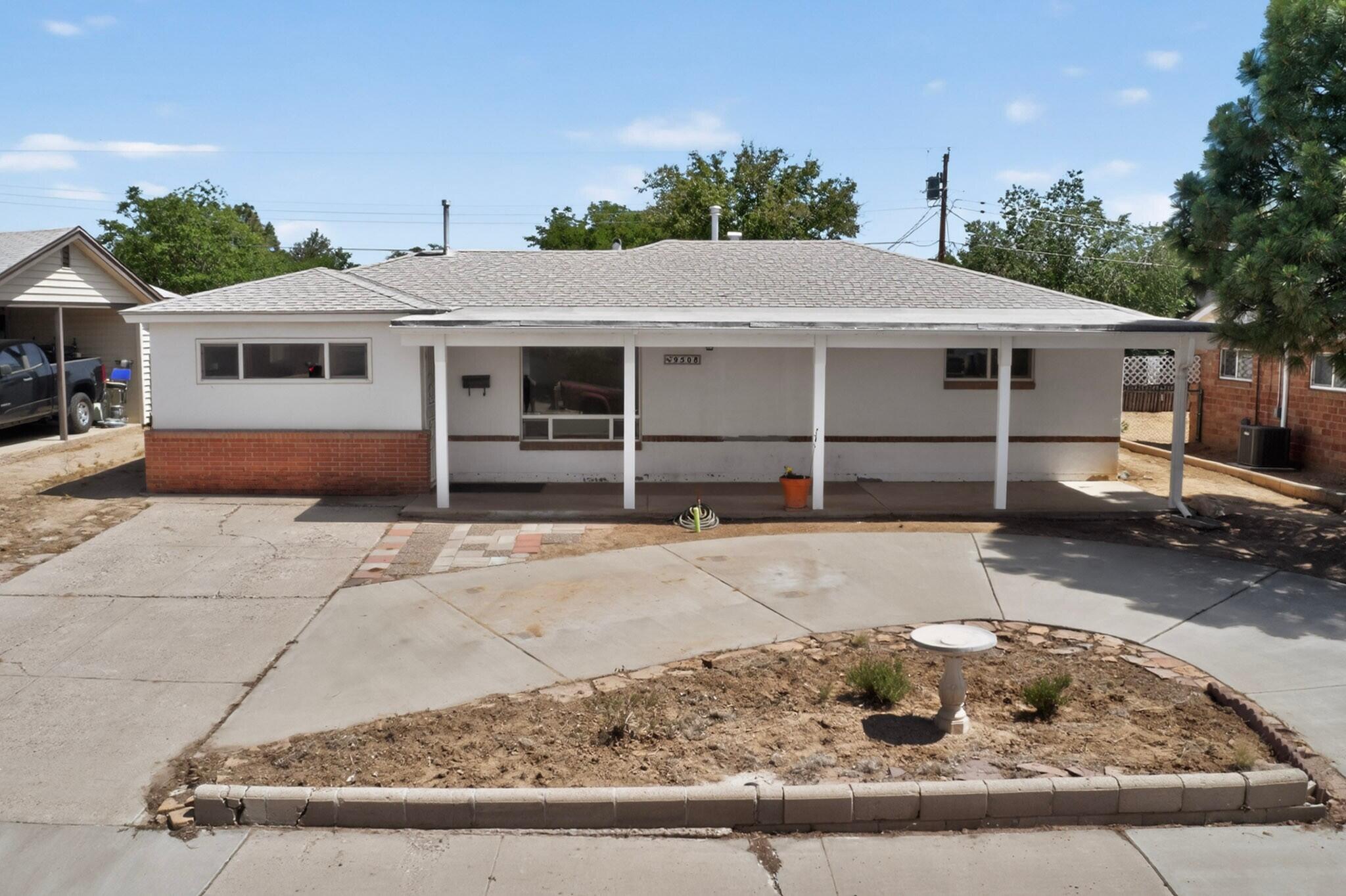 9508 Cordova Avenue NE