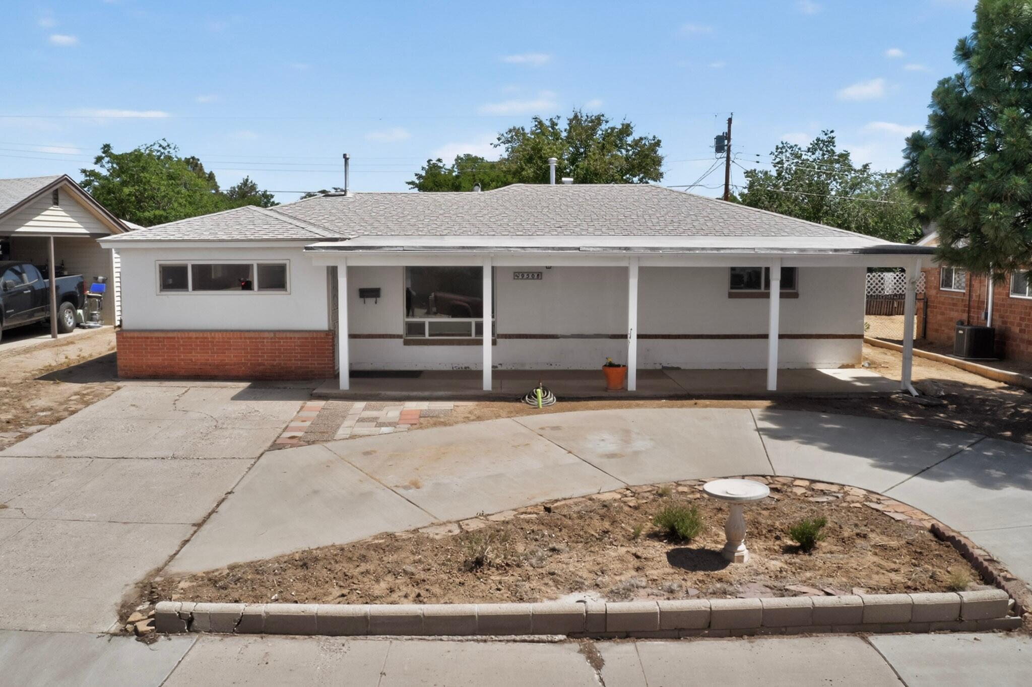 9508 Cordova Avenue NE