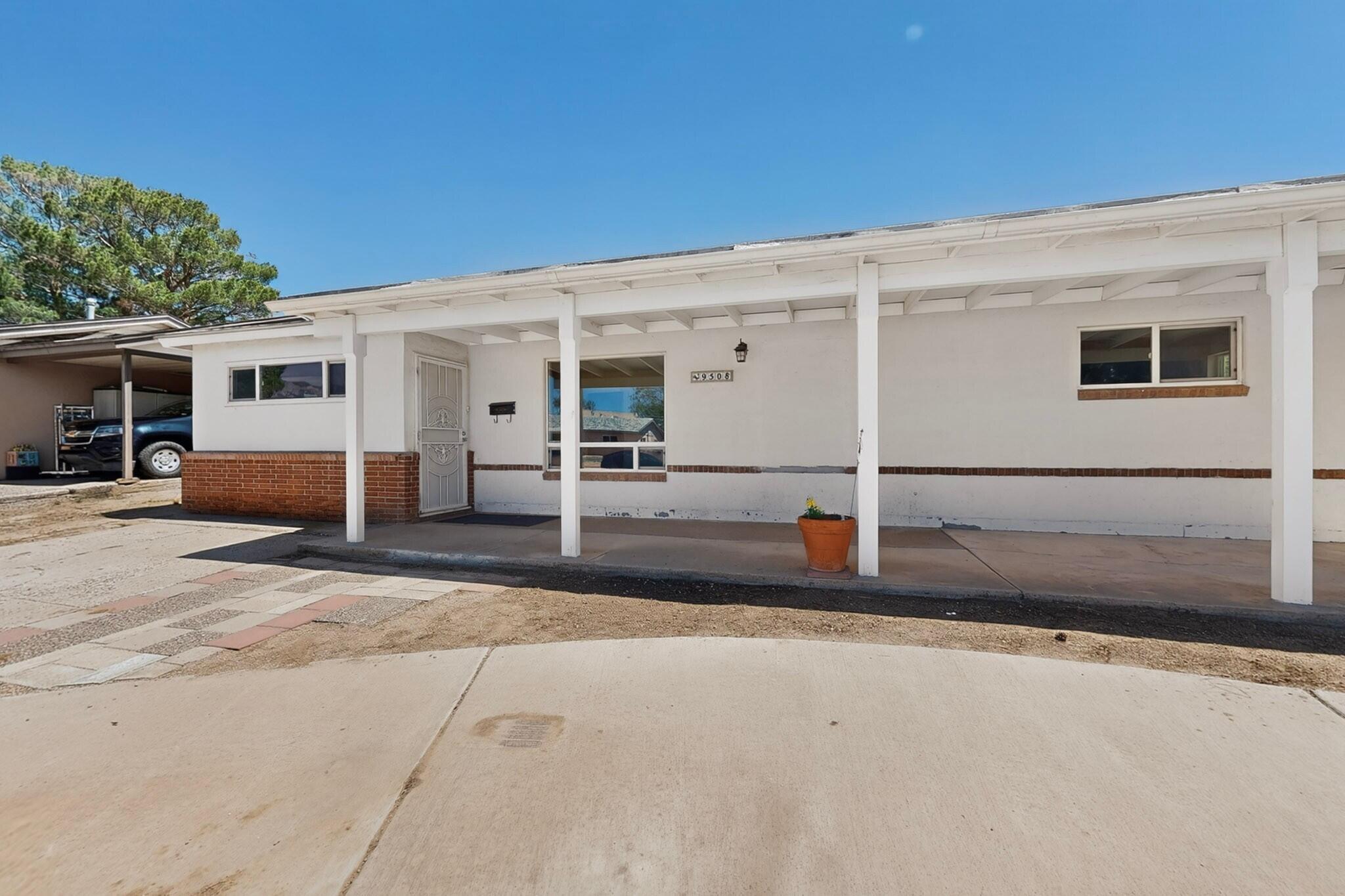 9508 Cordova Avenue NE
