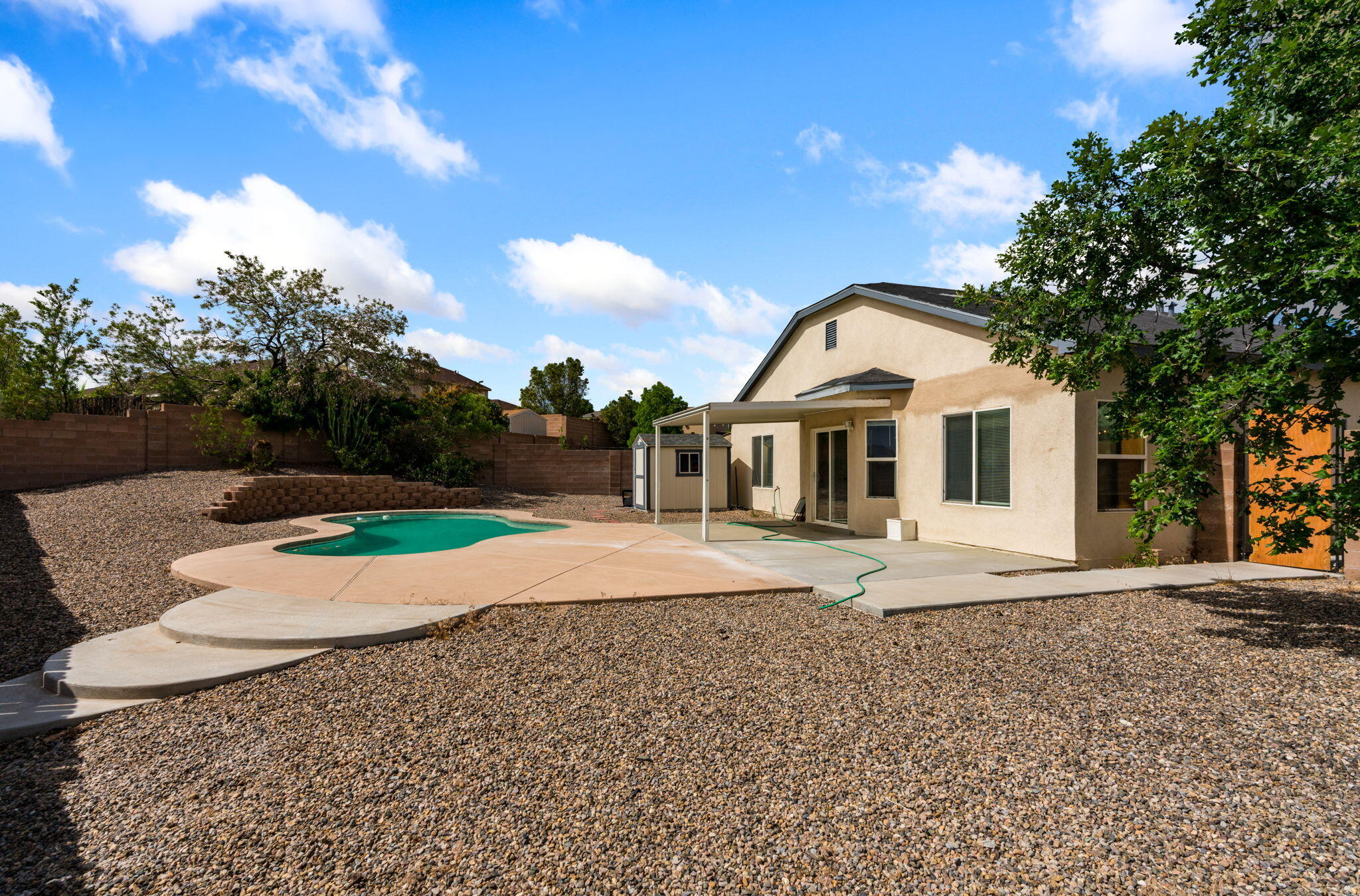 5237 Caprock Drive NE
