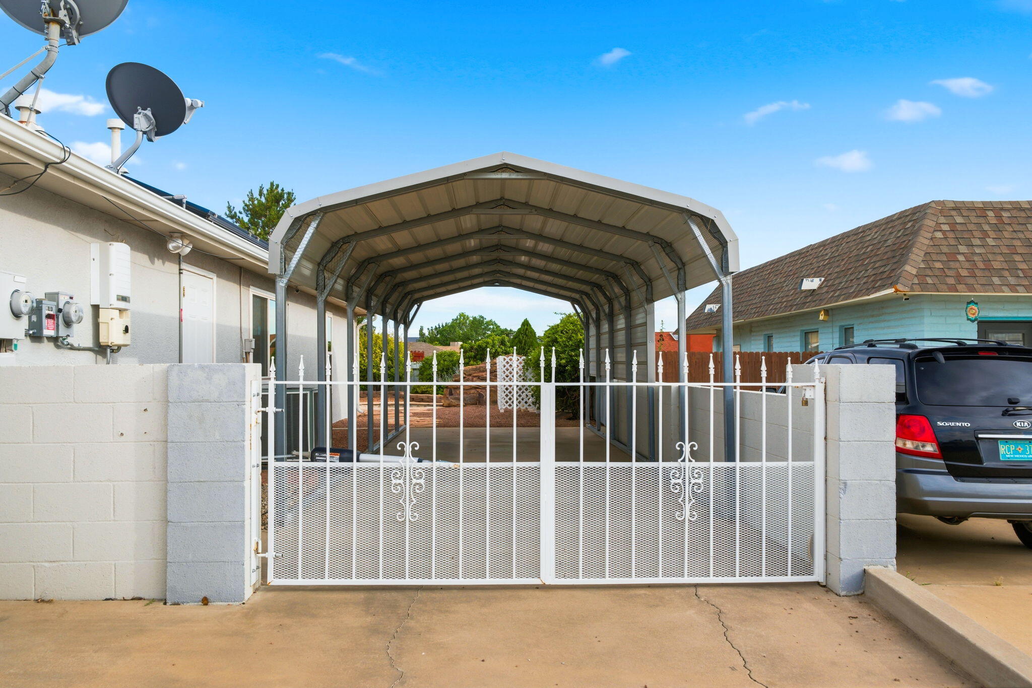 1704 Golf Course Road