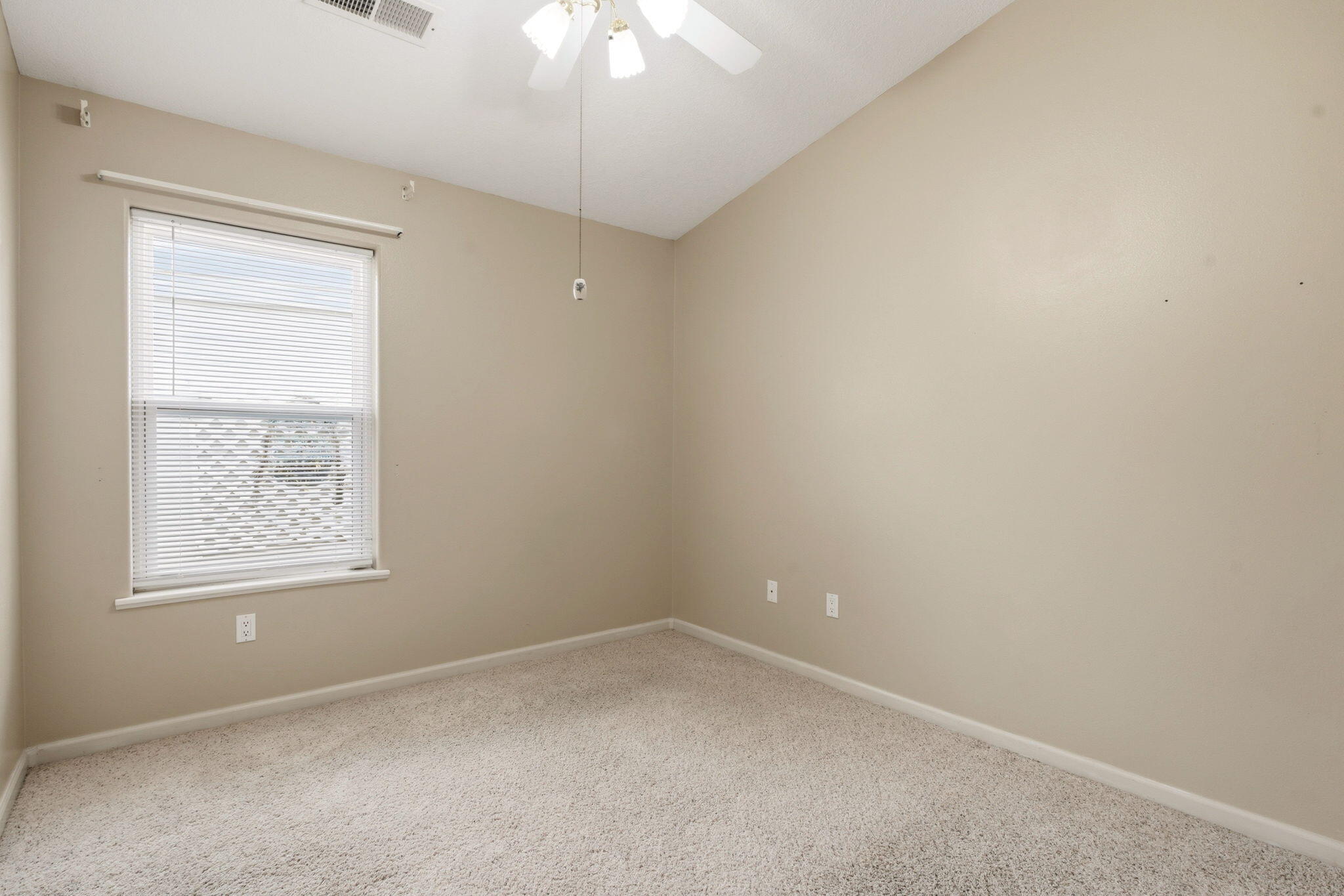 1704 Golf Course Road