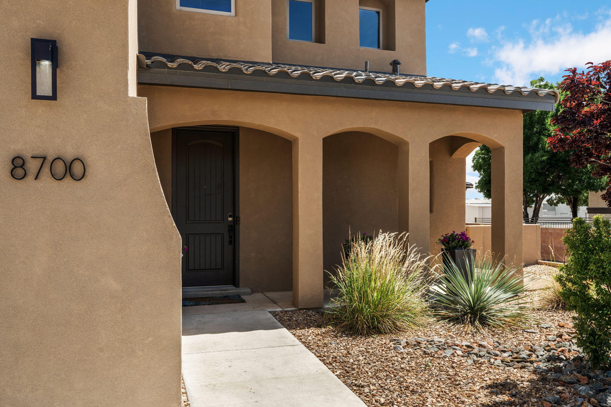 8700 Desert Finch Lane NE