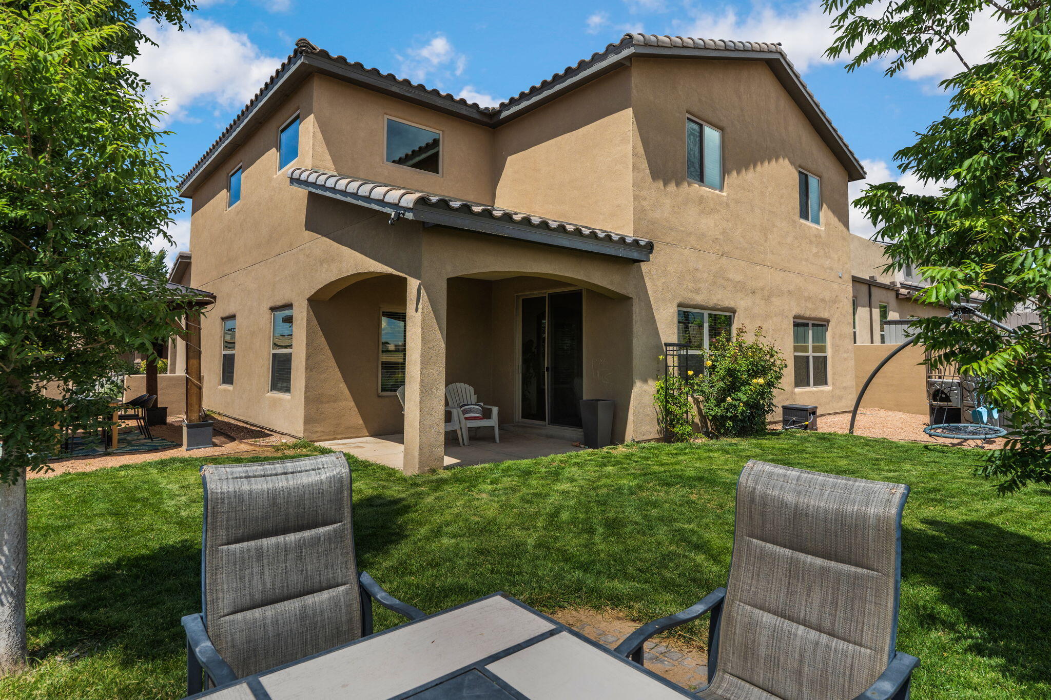 8700 Desert Finch Lane NE