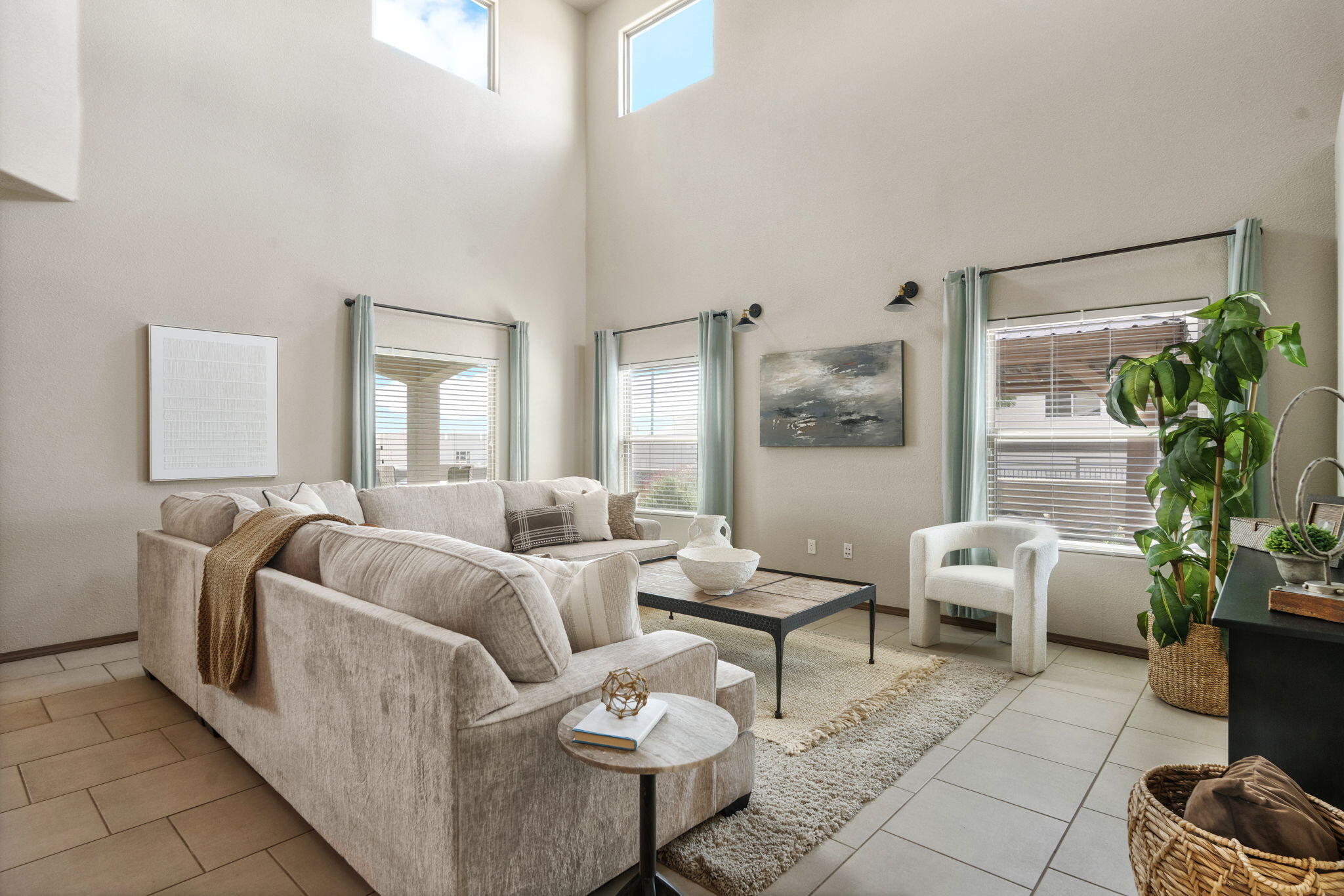 8700 Desert Finch Lane NE