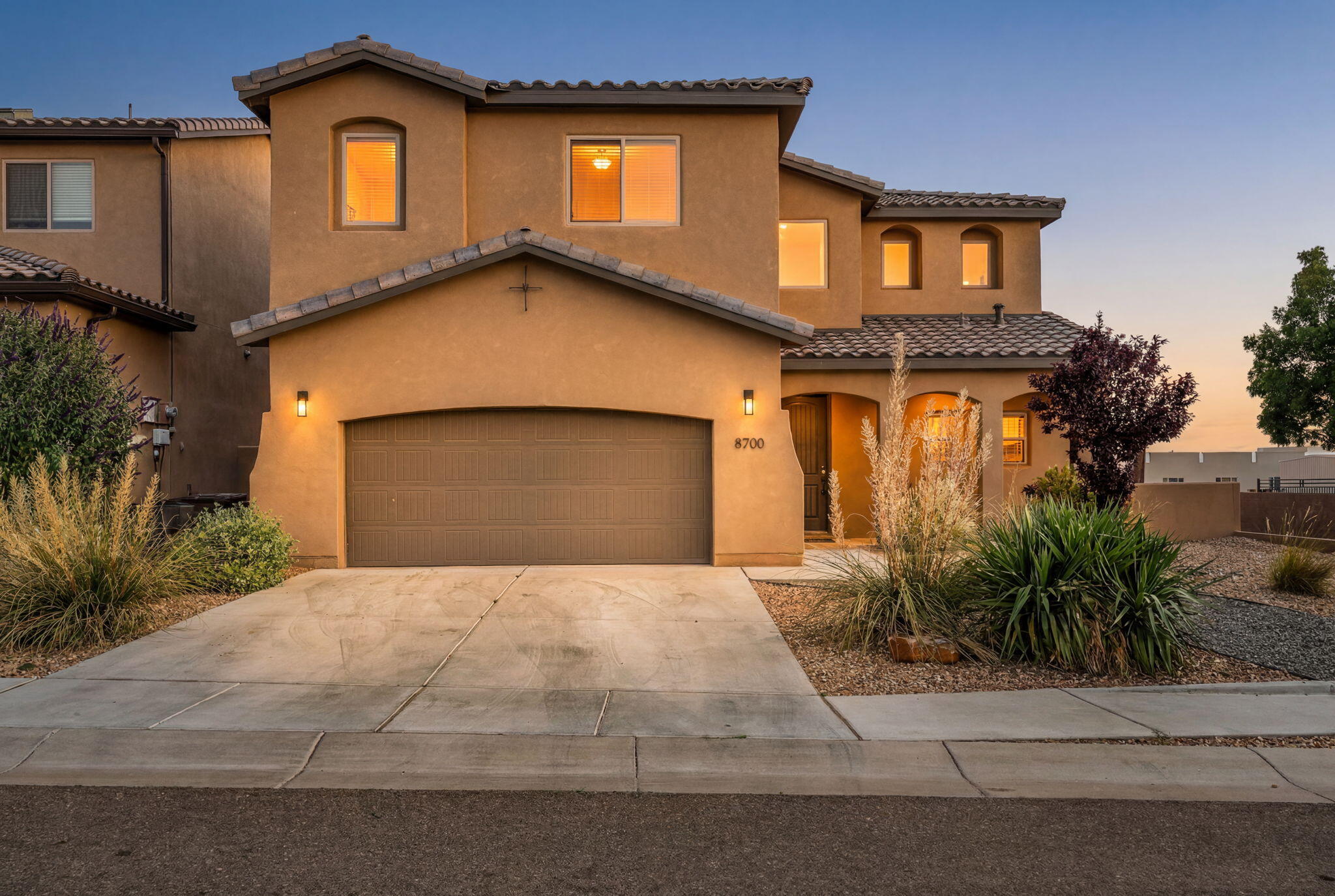 8700 Desert Finch Lane NE