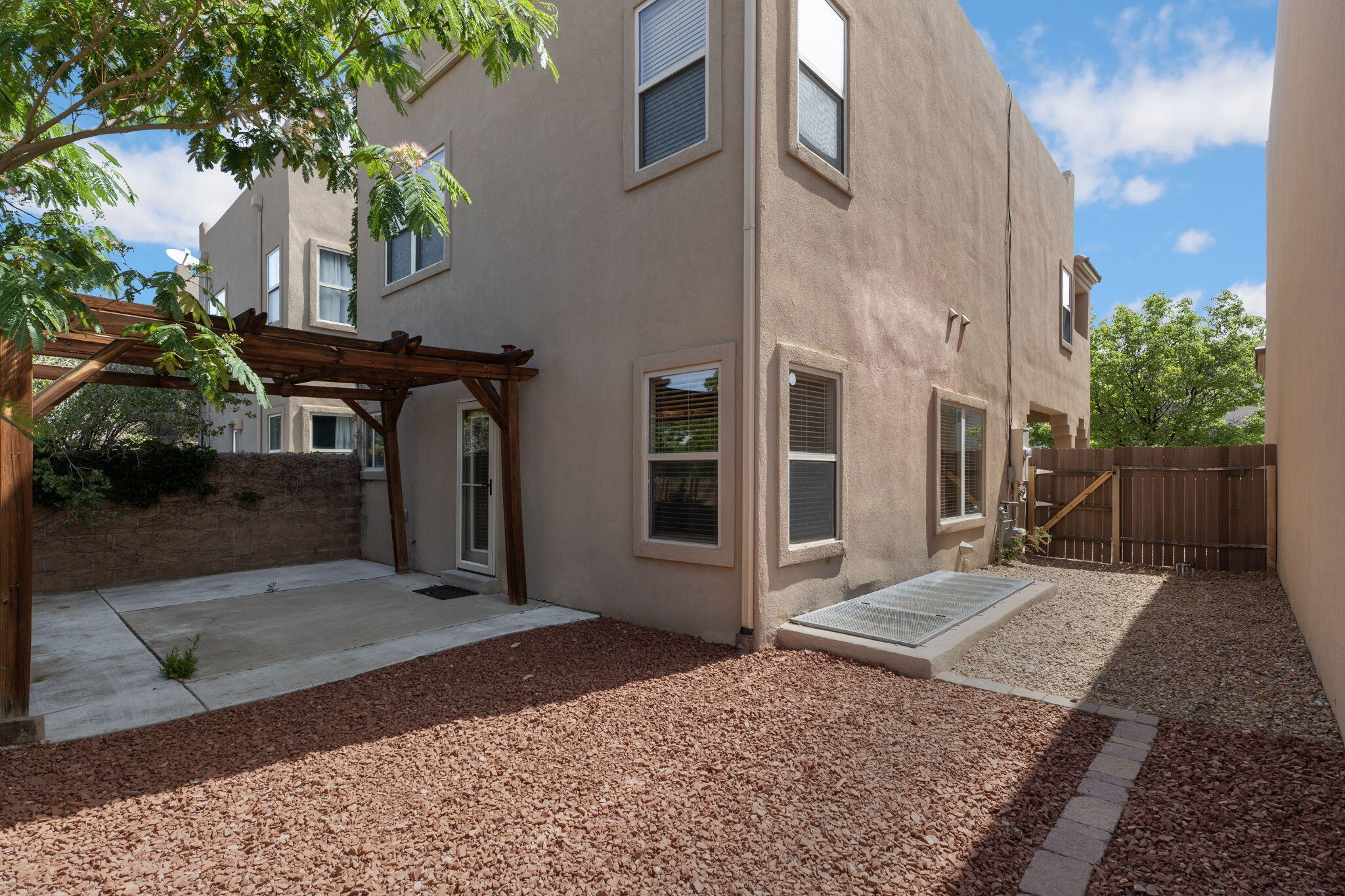 7105 Alexandria Drive NE