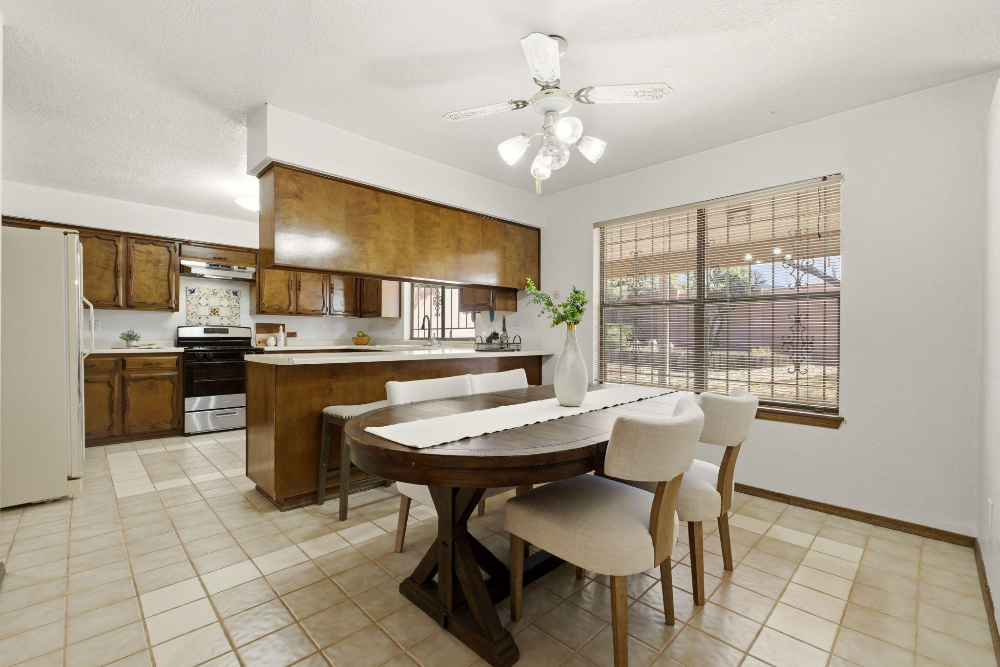 1900 Circulo Del Monte NE
