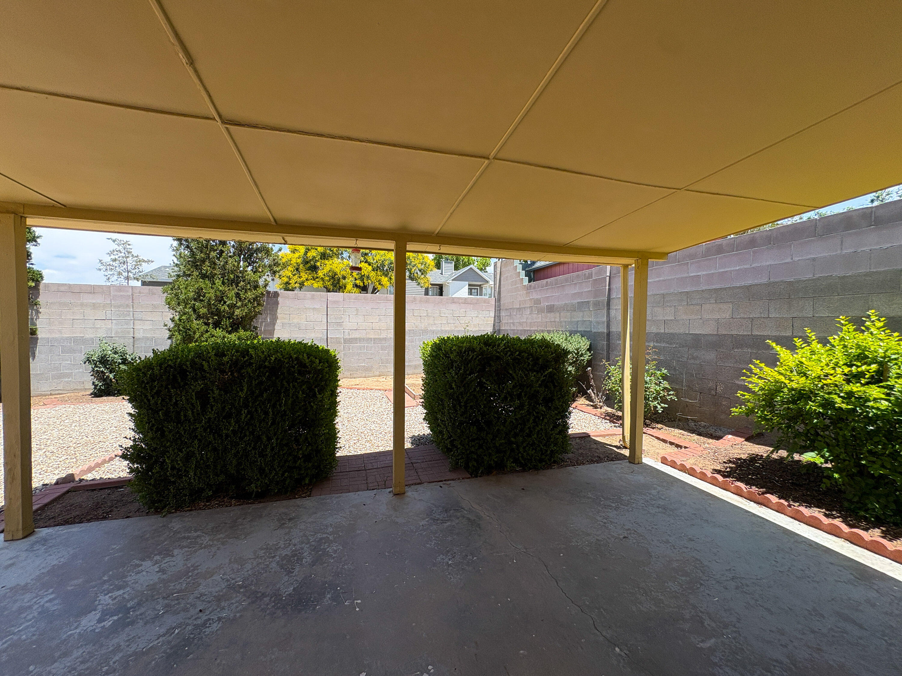 7309 Vivian Drive NE