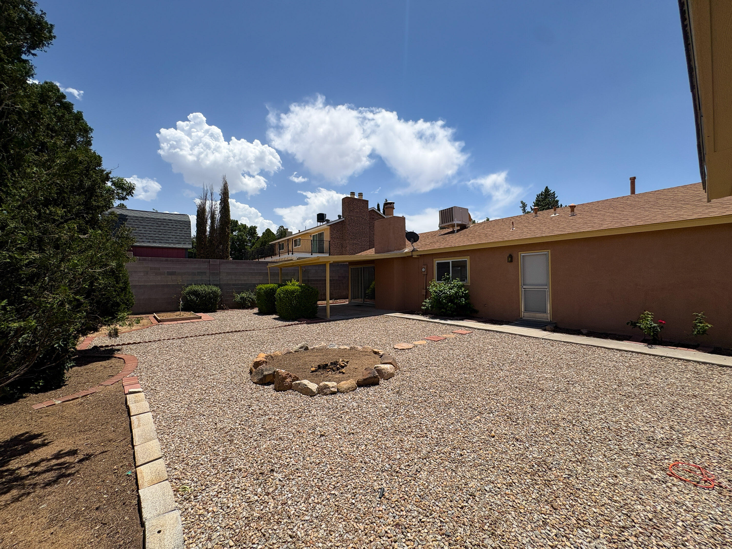 7309 Vivian Drive NE