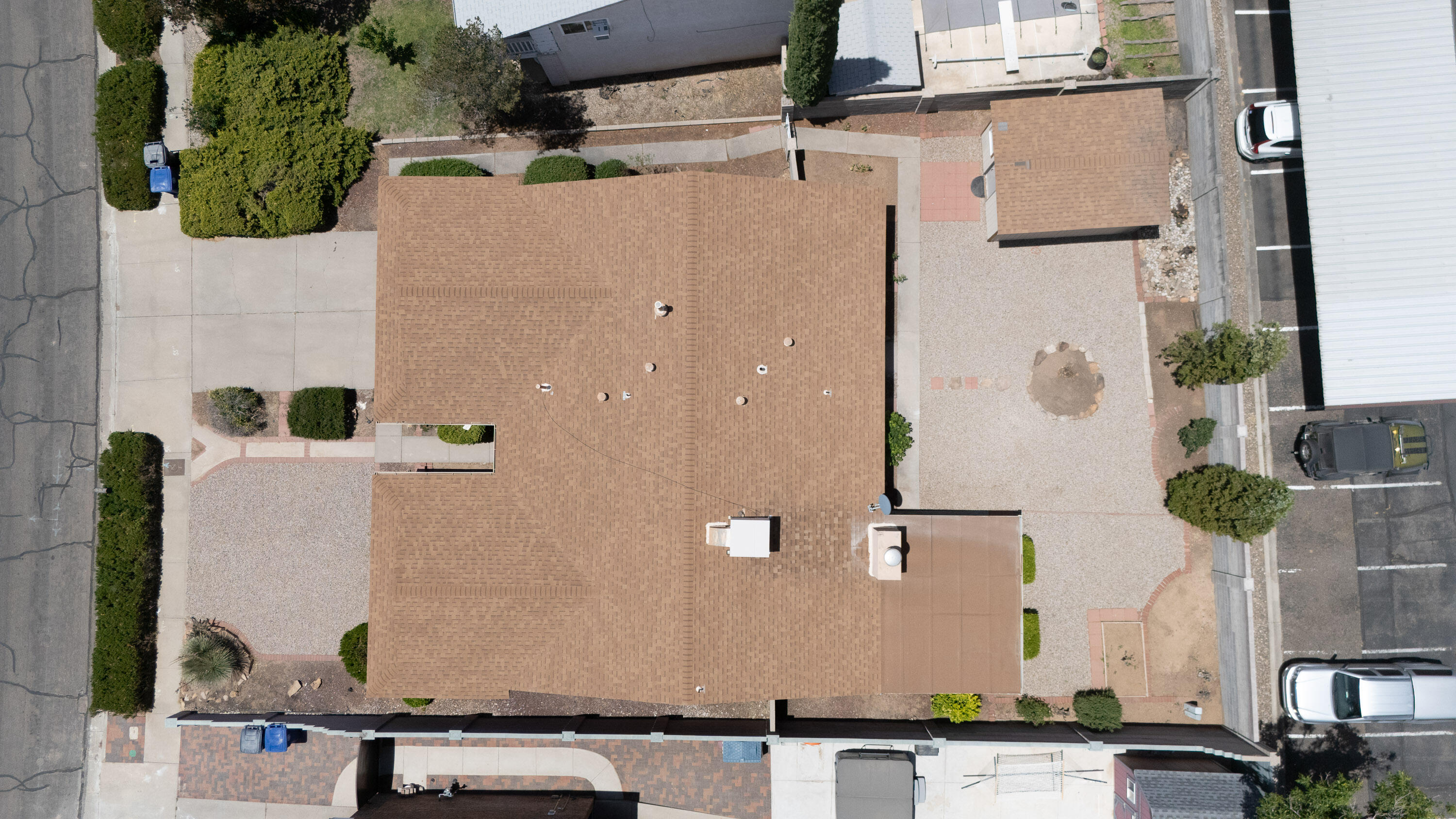 7309 Vivian Drive NE