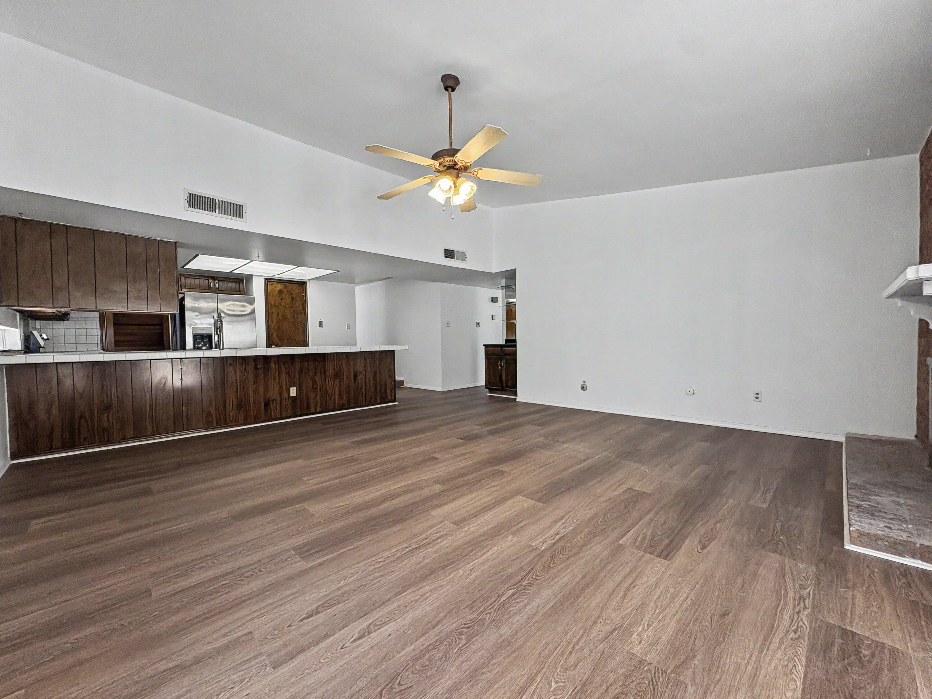 7309 Vivian Drive NE