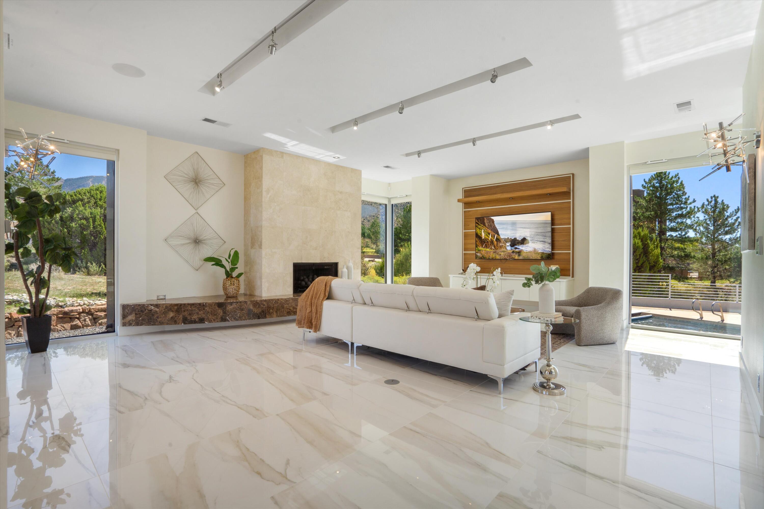 13632 Canada Del Oso Place NE