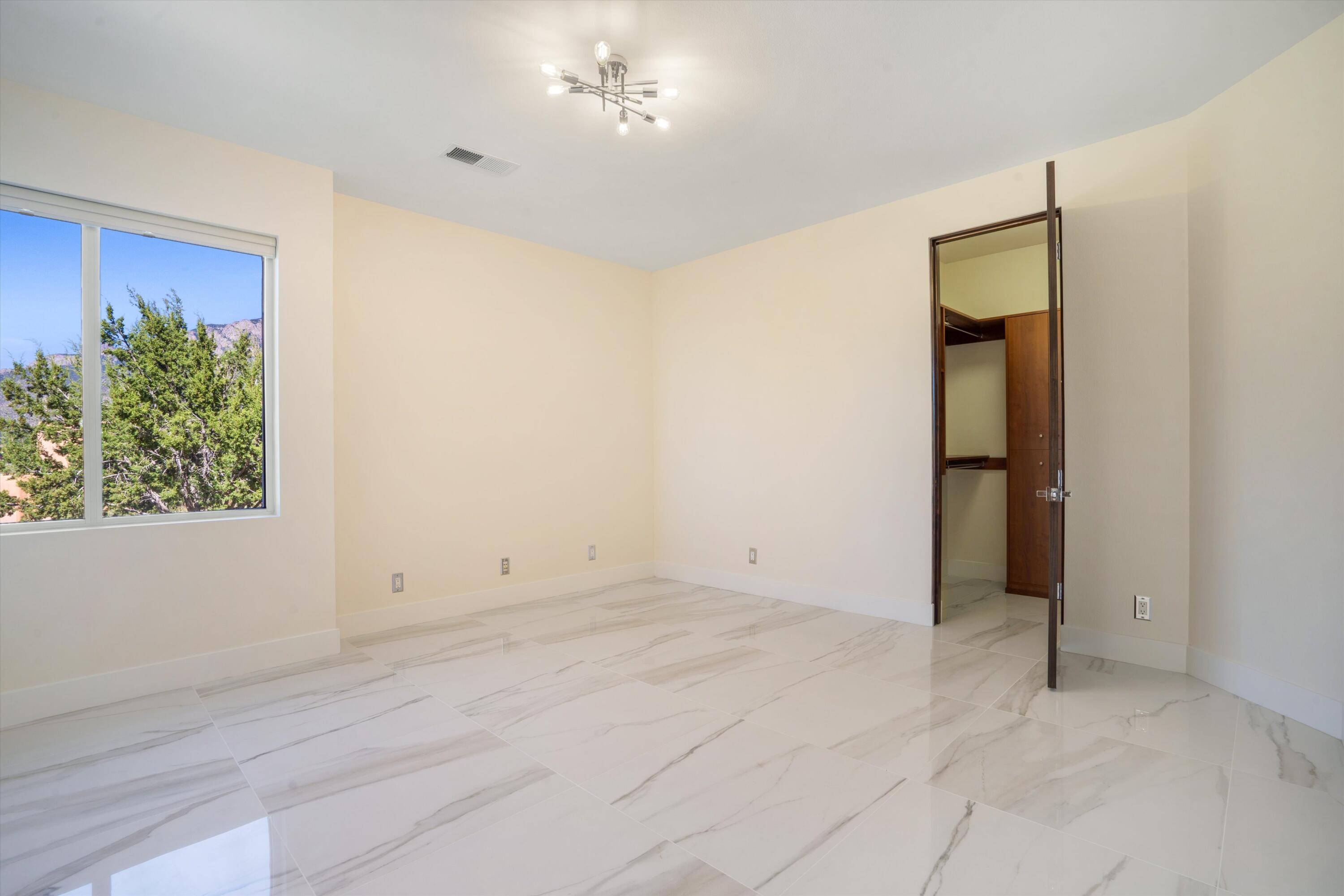 13632 Canada Del Oso Place NE