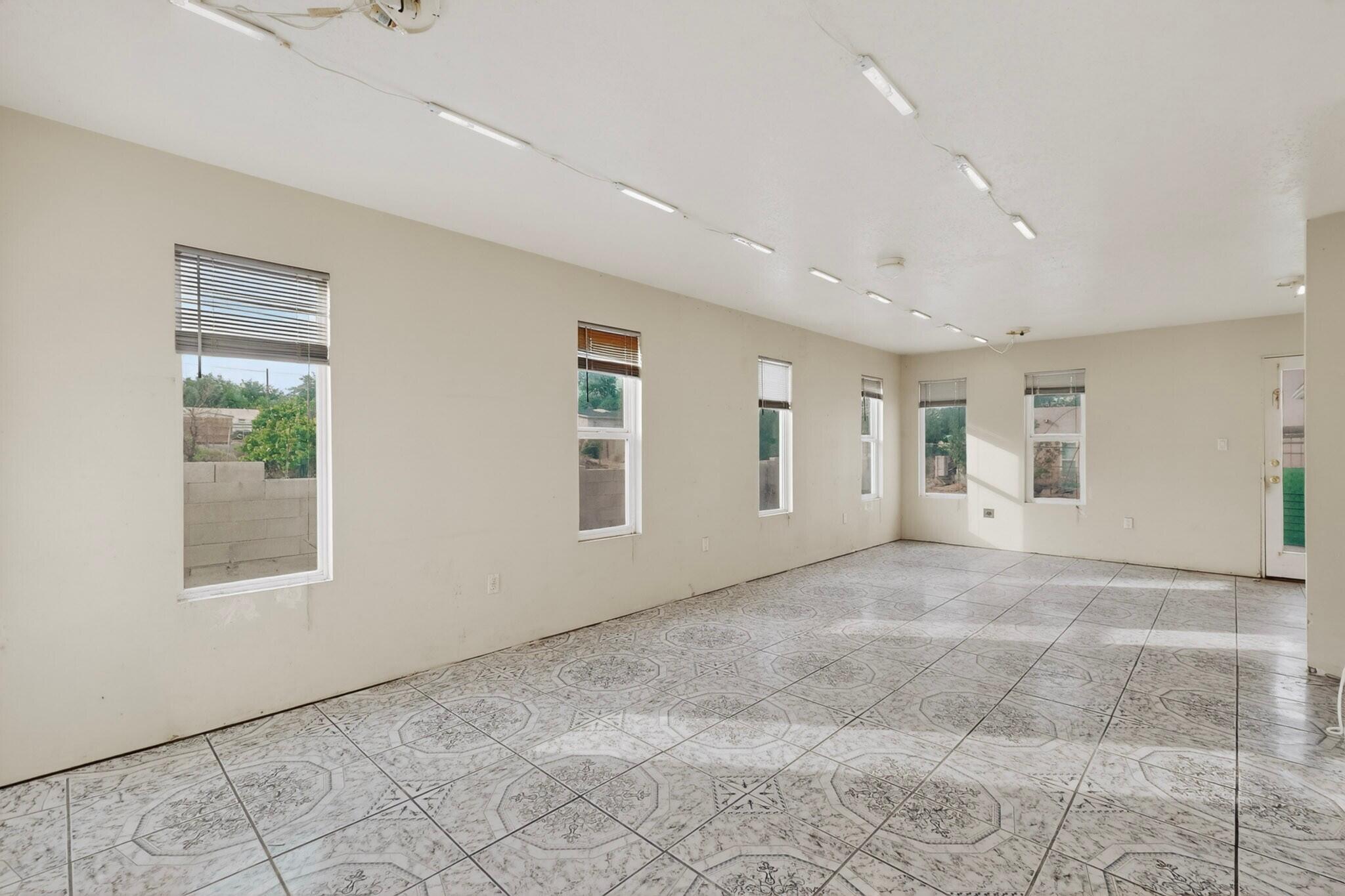 10605 Calle De Elena
