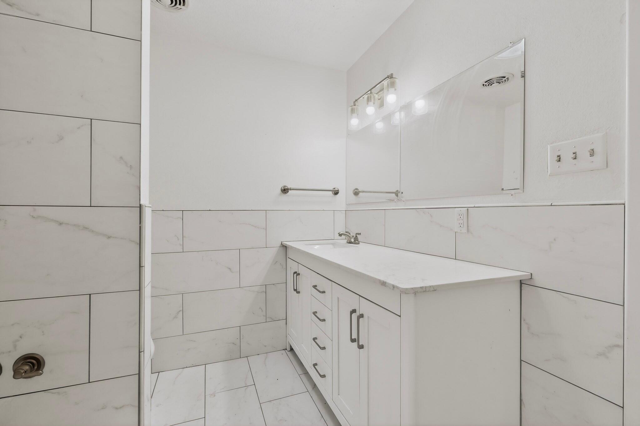 10605 Calle De Elena
