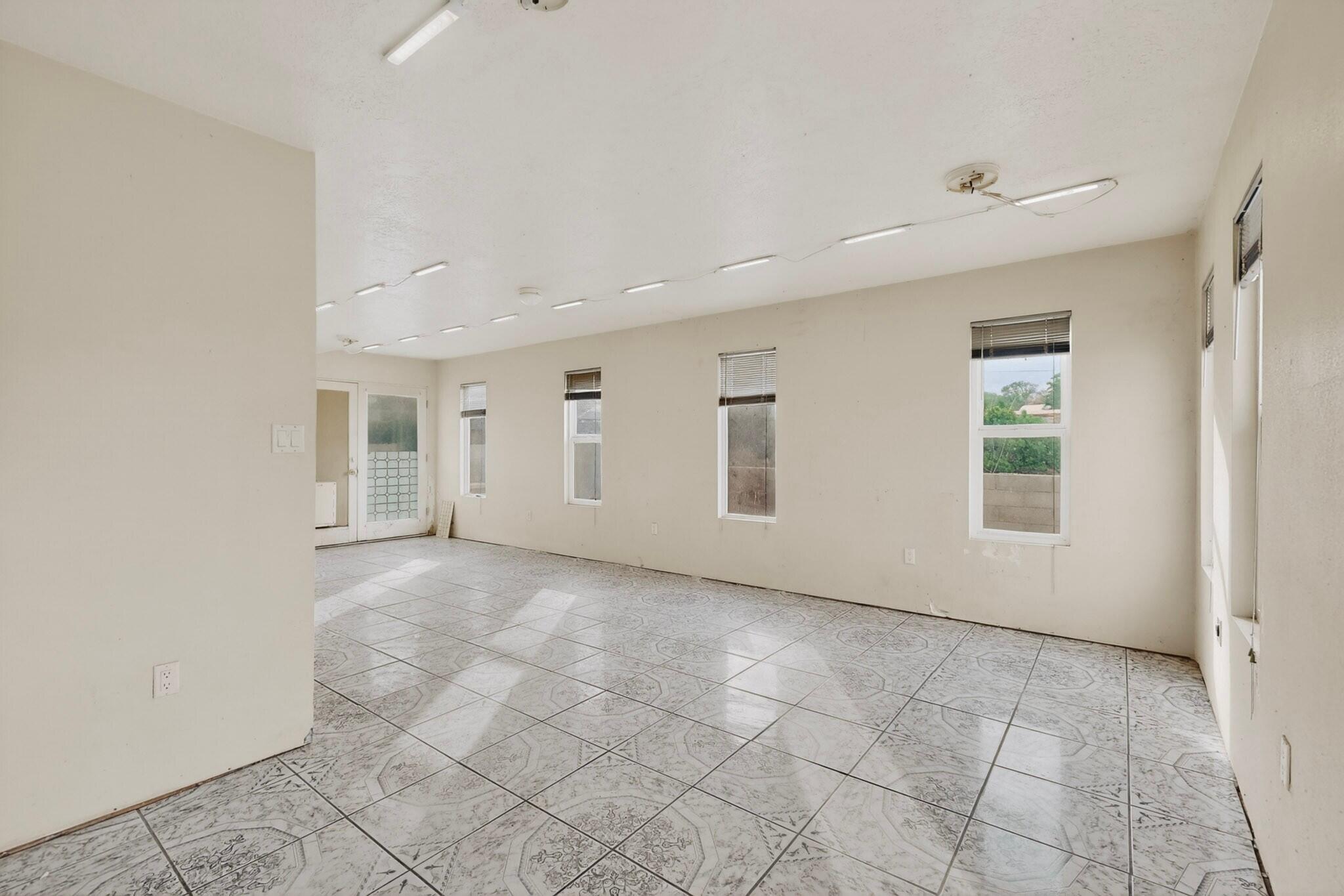 10605 Calle De Elena
