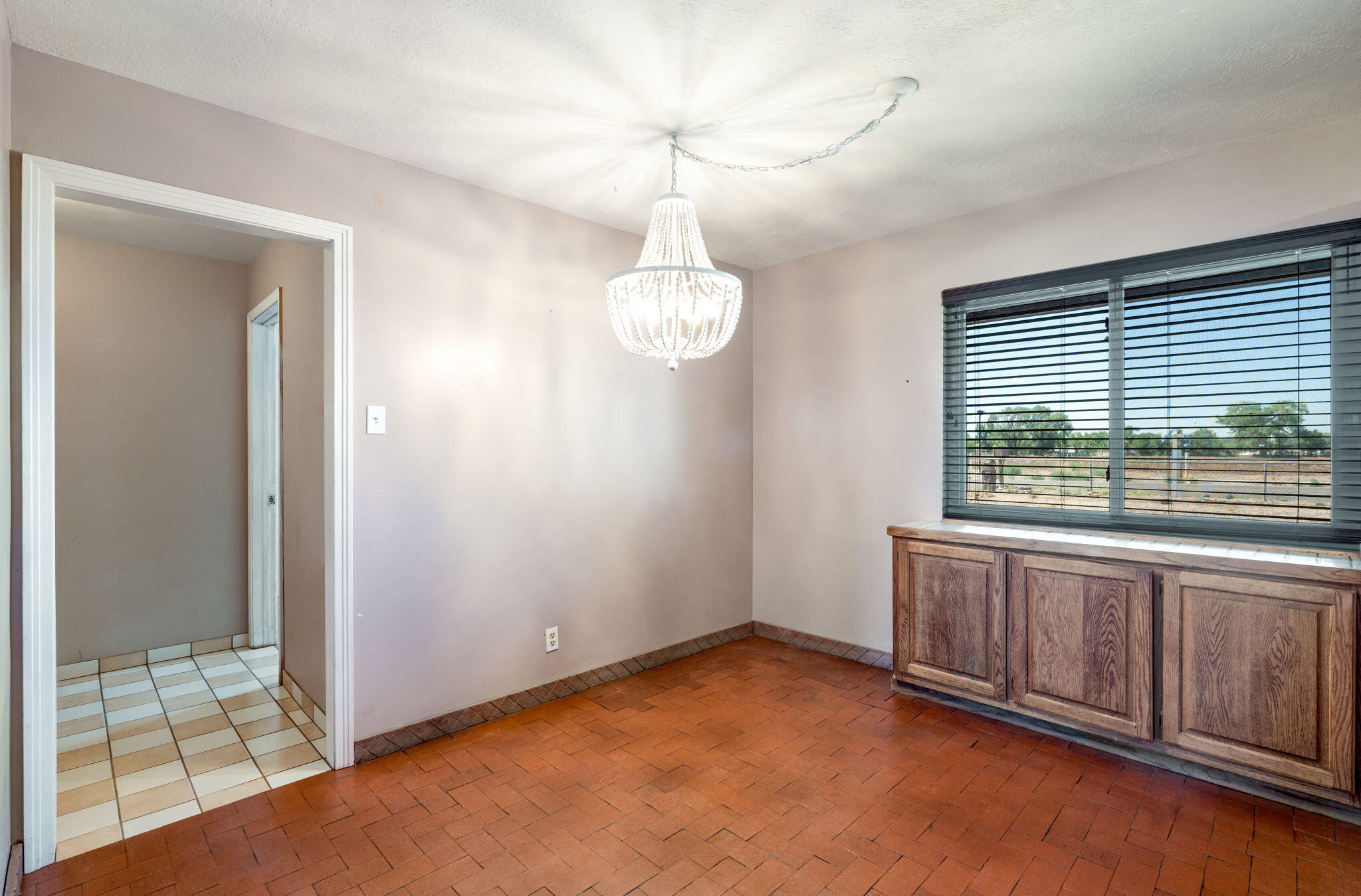 2824 Pajarito Road SW