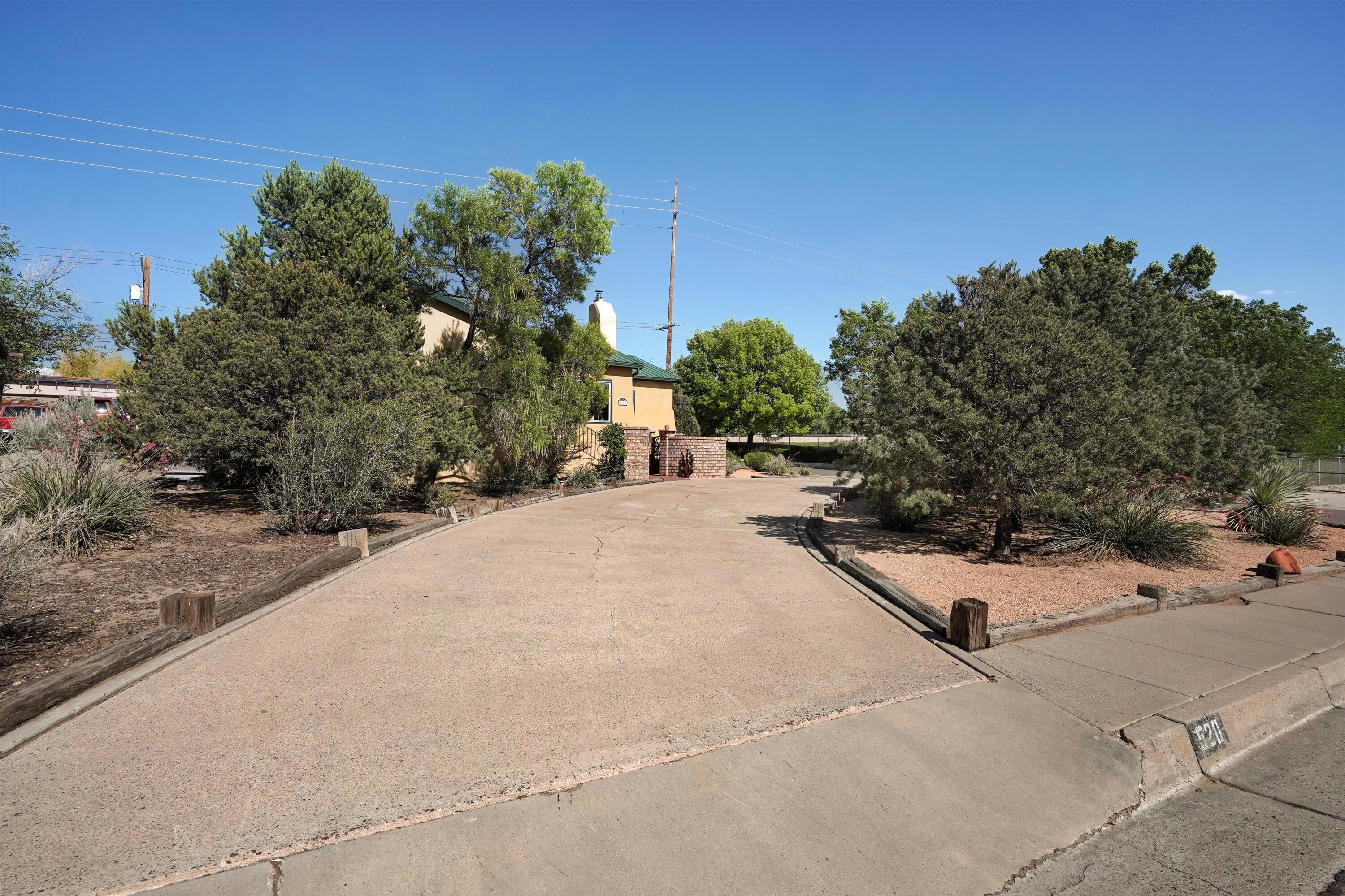 520 Tulane Drive SE