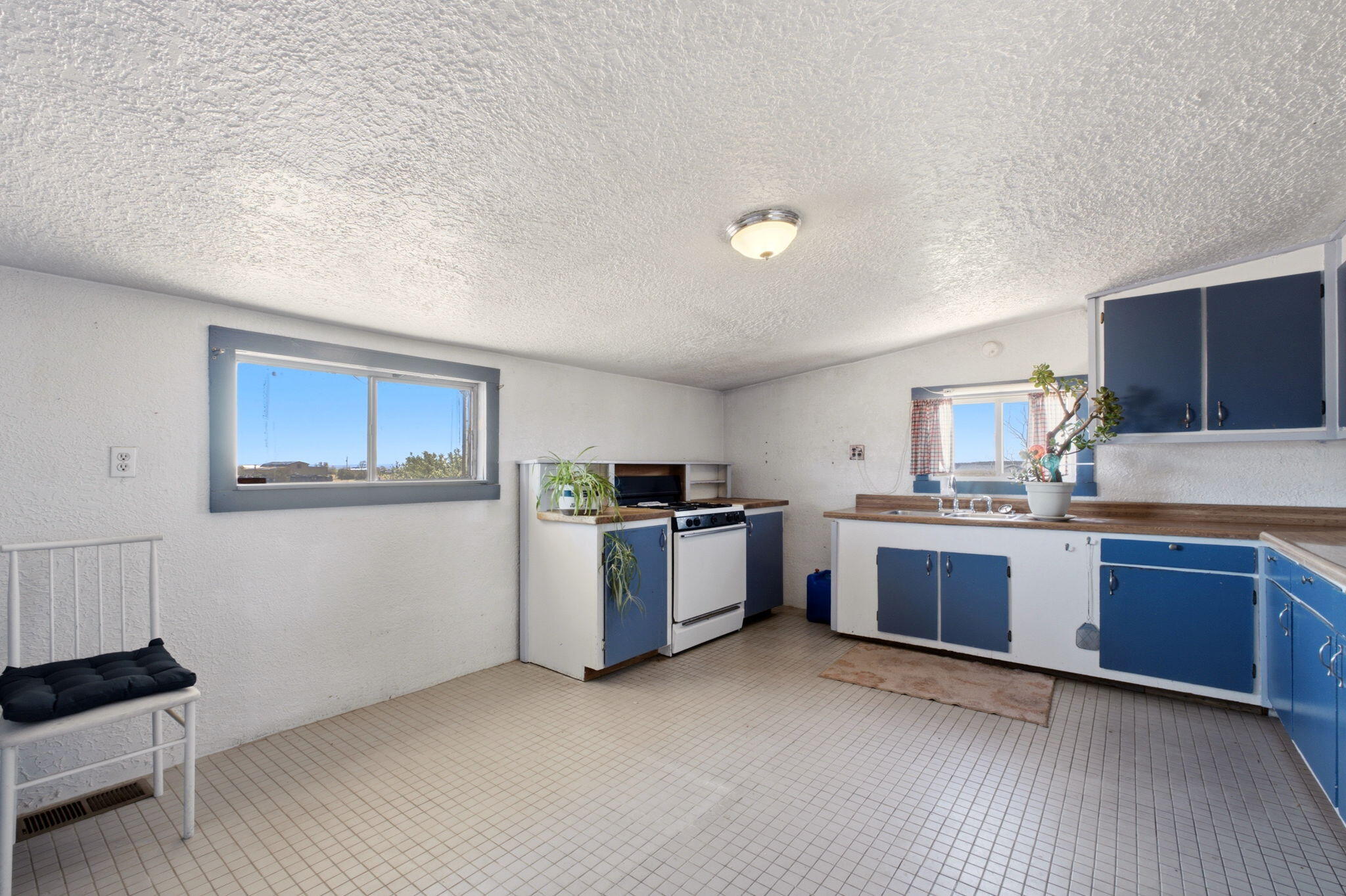 50 Cottonwood Road