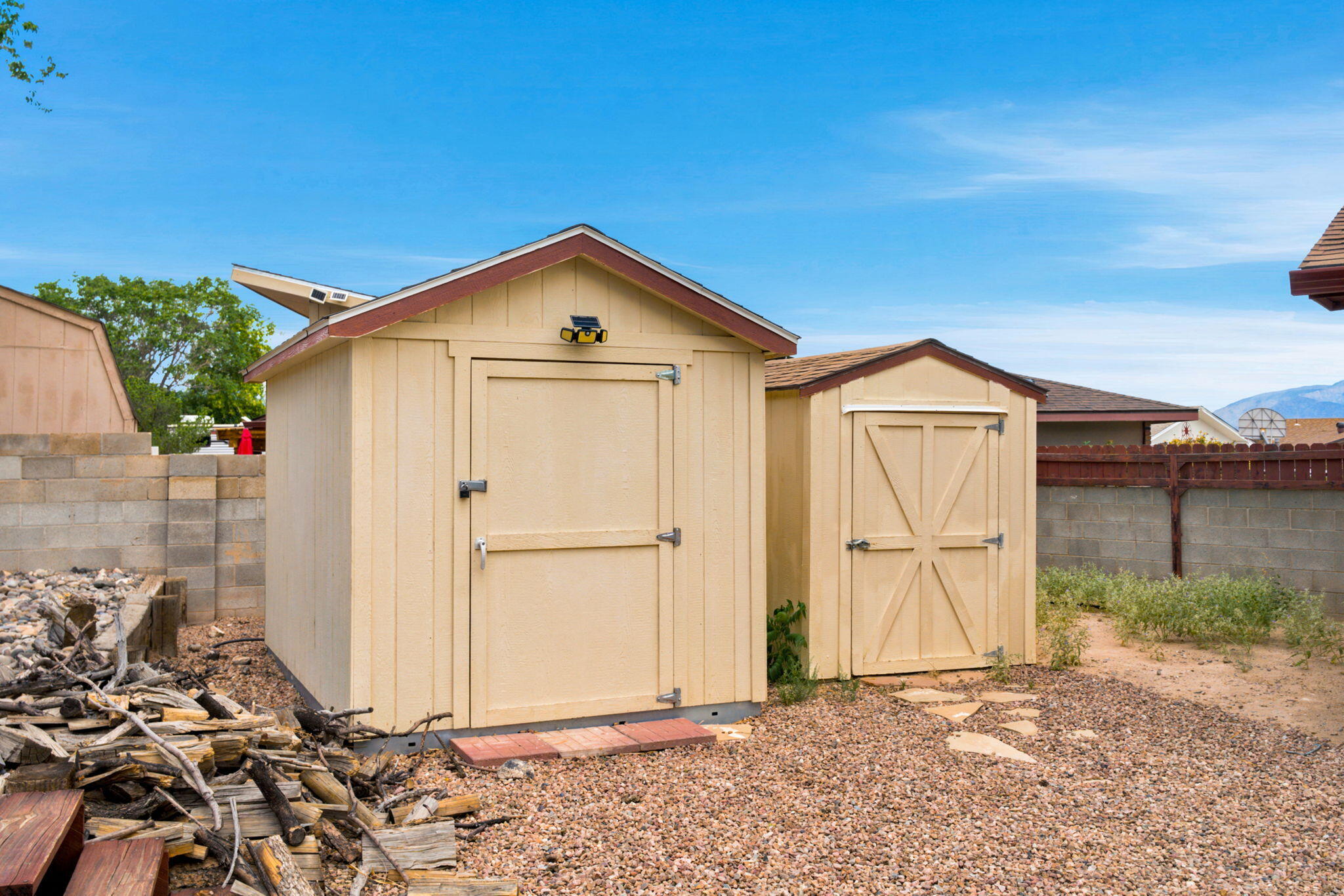 4928 Wagon Mound Trail NW