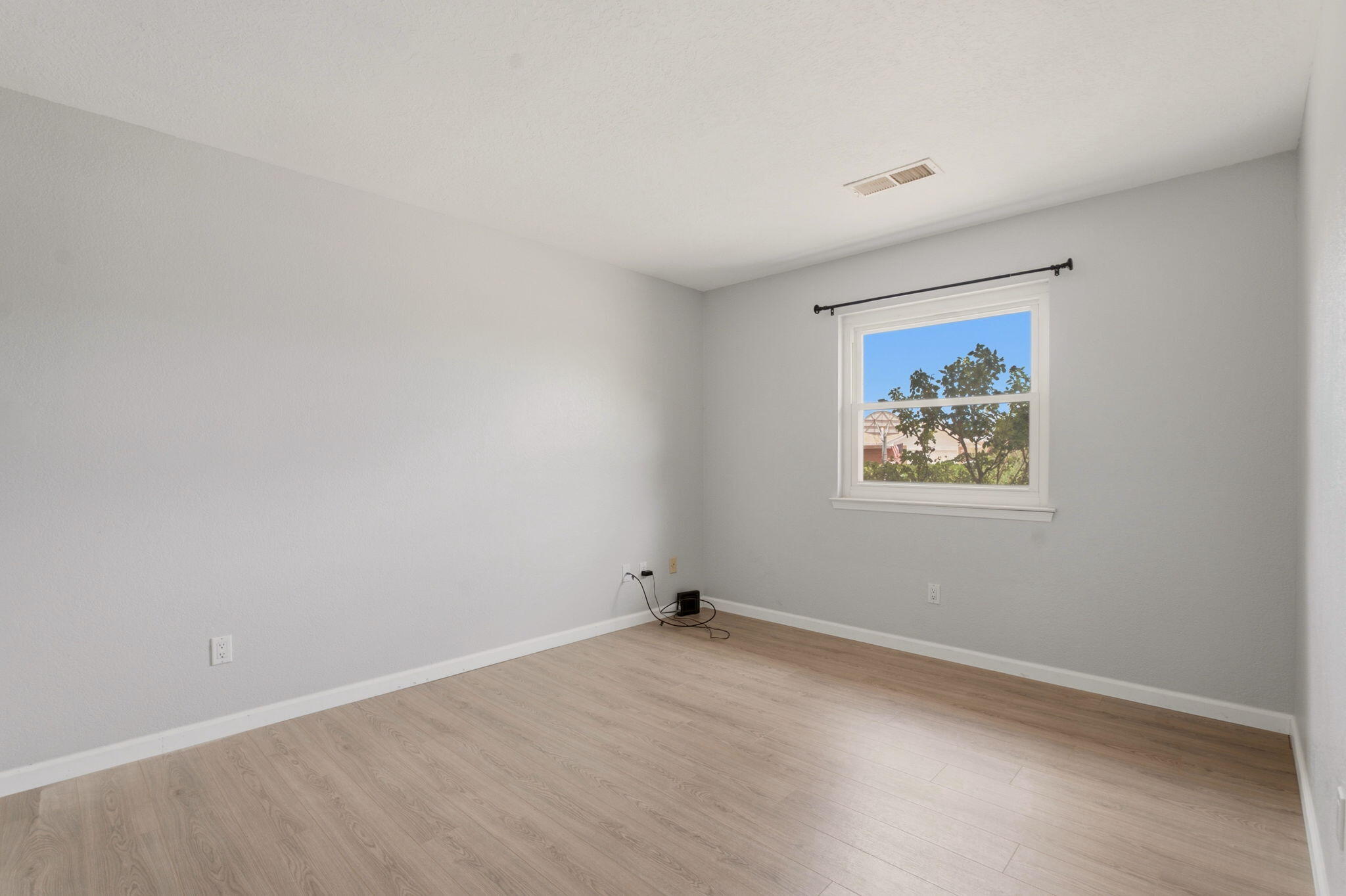 4928 Wagon Mound Trail NW