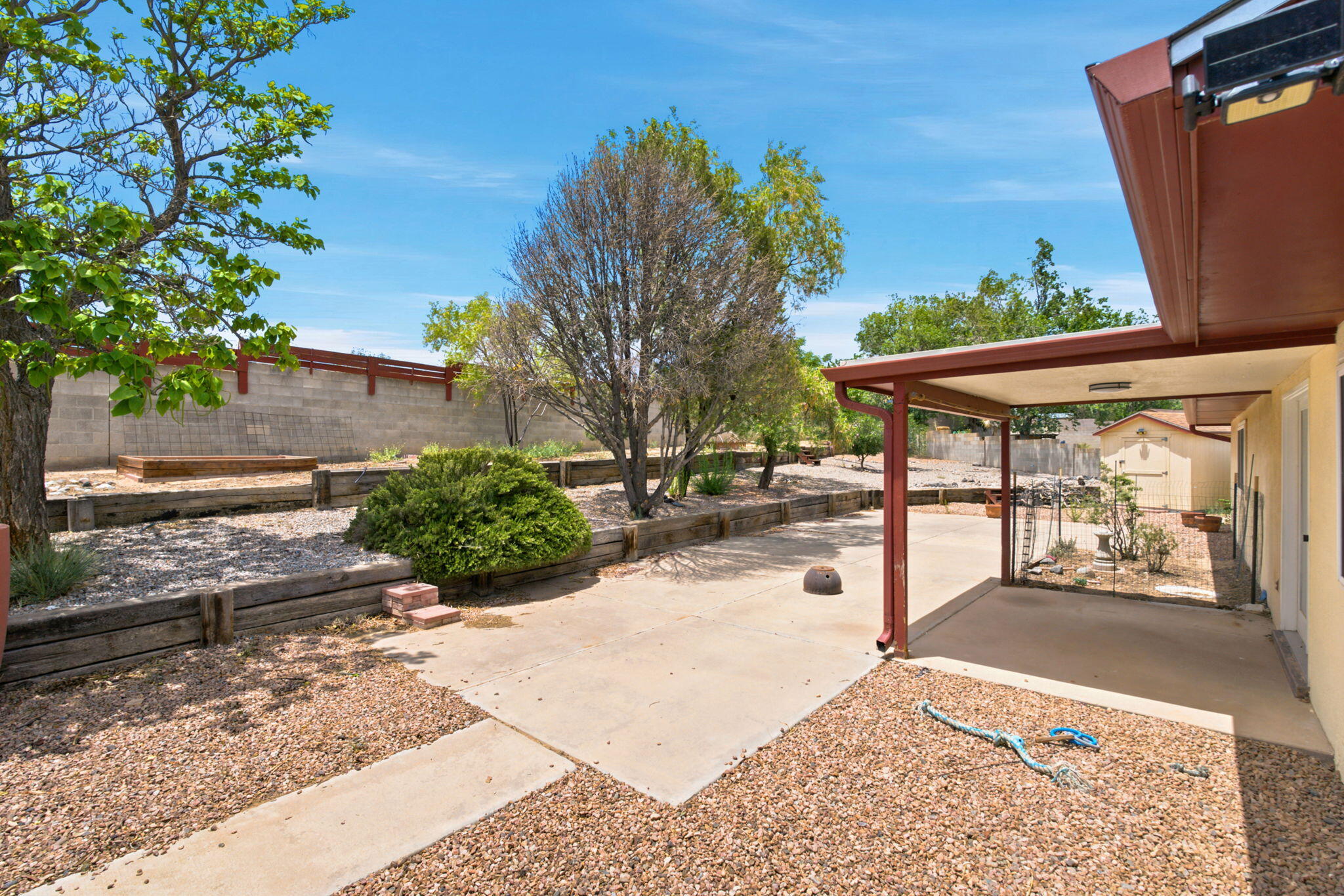 4928 Wagon Mound Trail NW