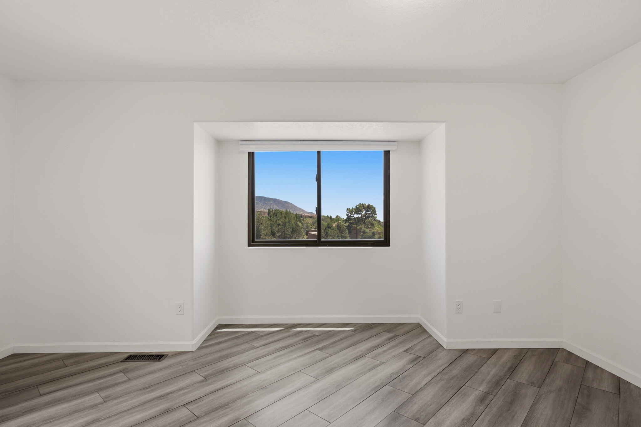 133 Juniper Hill Road NE