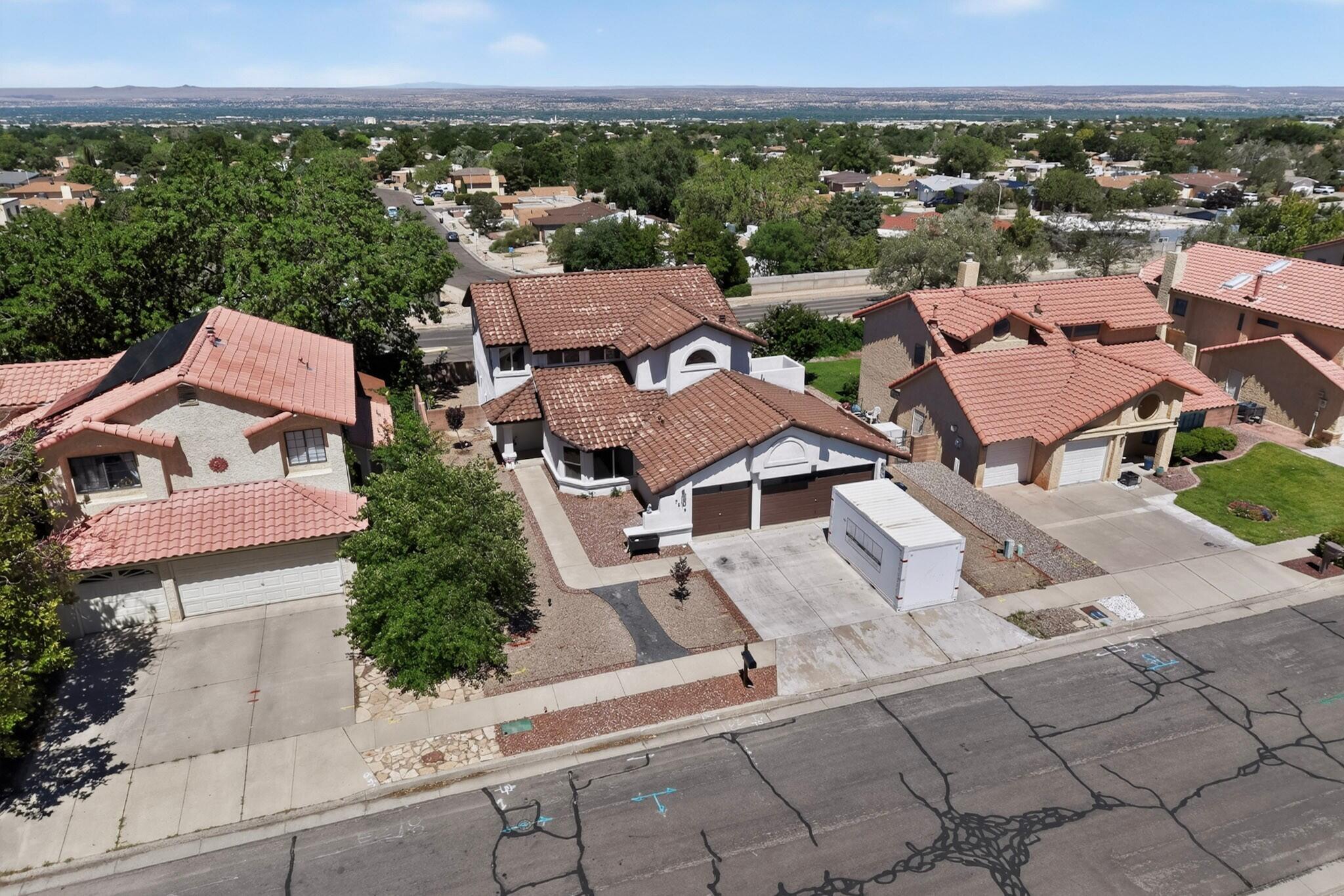 7519 Calhoun Drive NE