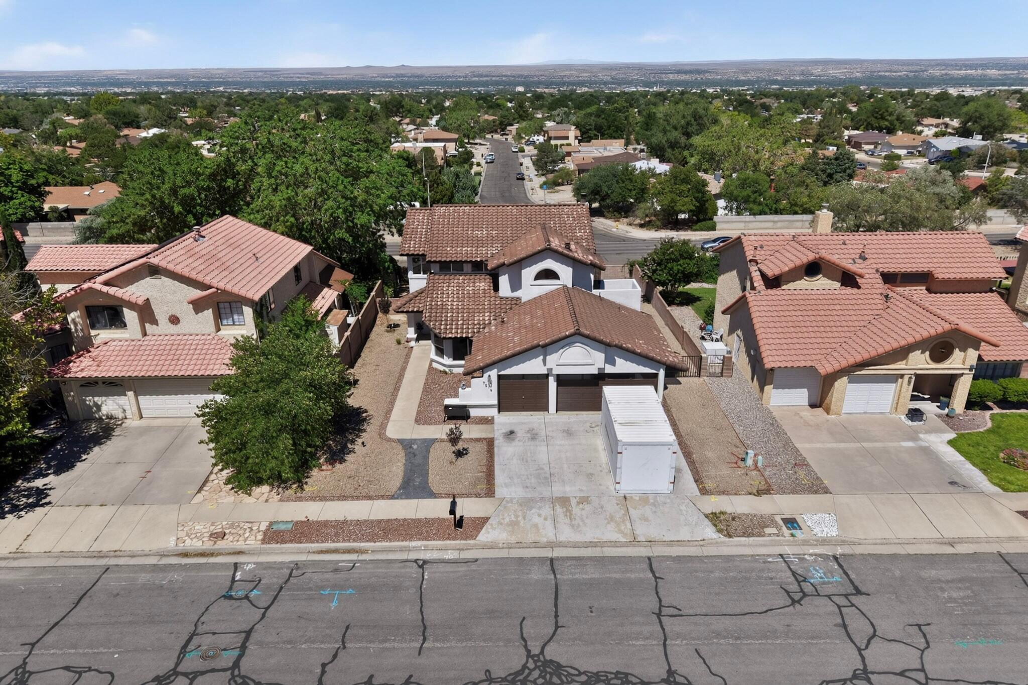 7519 Calhoun Drive NE