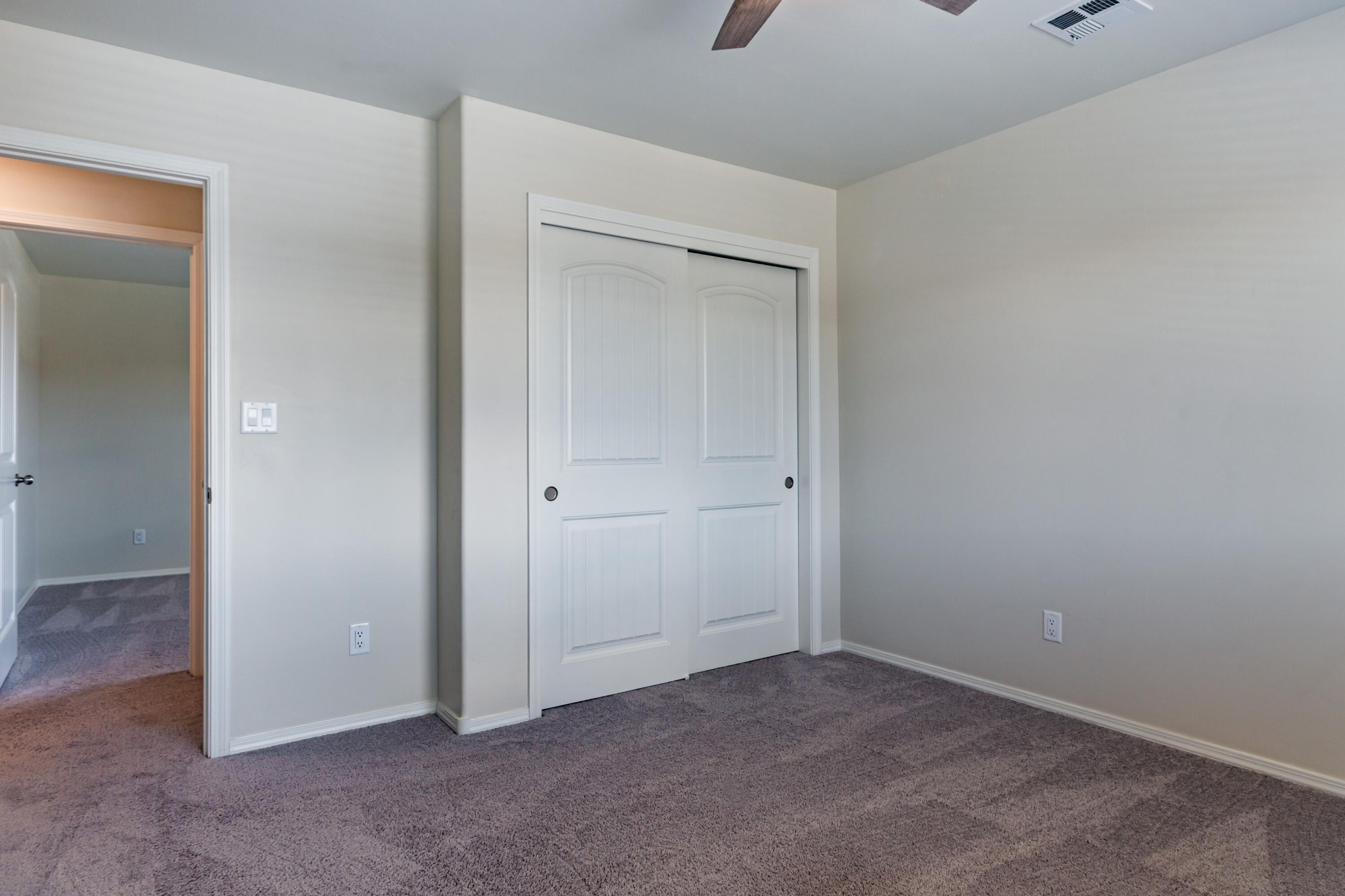 4381 Lauren Loop NE
