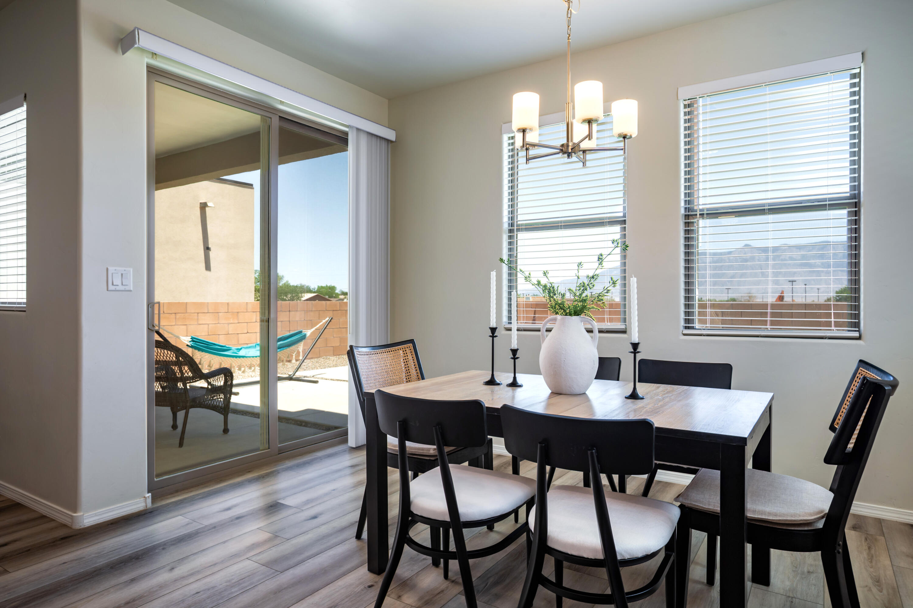 4381 Lauren Loop NE