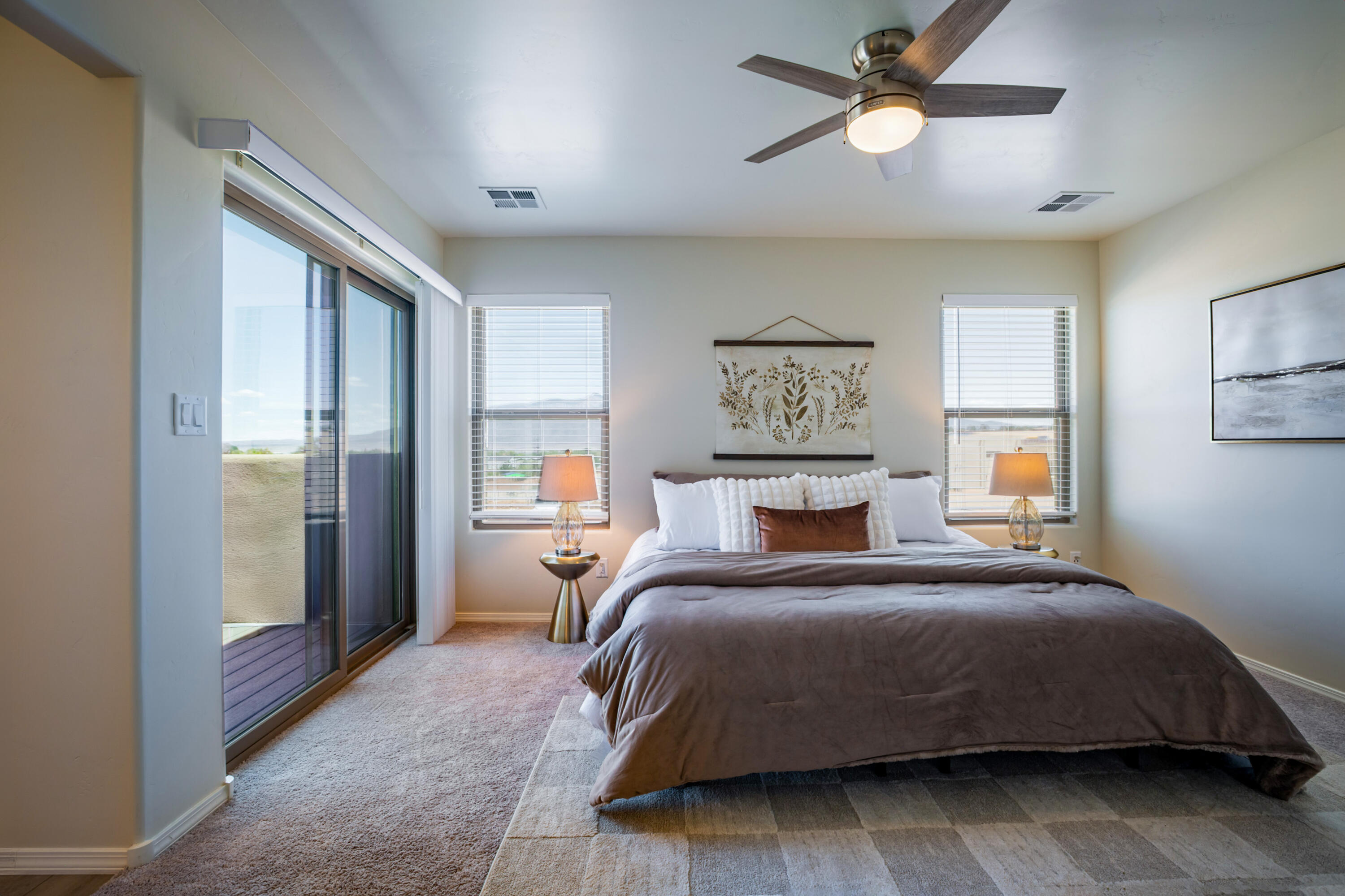 4381 Lauren Loop NE