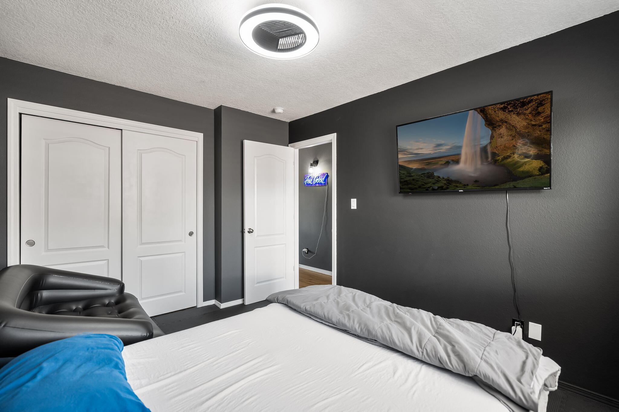 5035 Ojos Azul Court NW